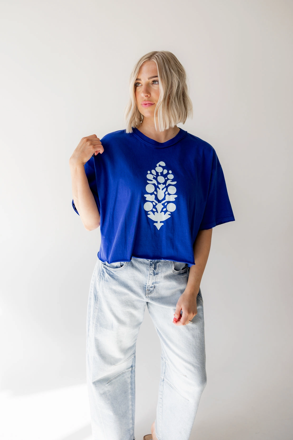 Inspire Buti Logo Tee | Electric Shock/Sea Seamless construction Tear Resistant Reinforcement