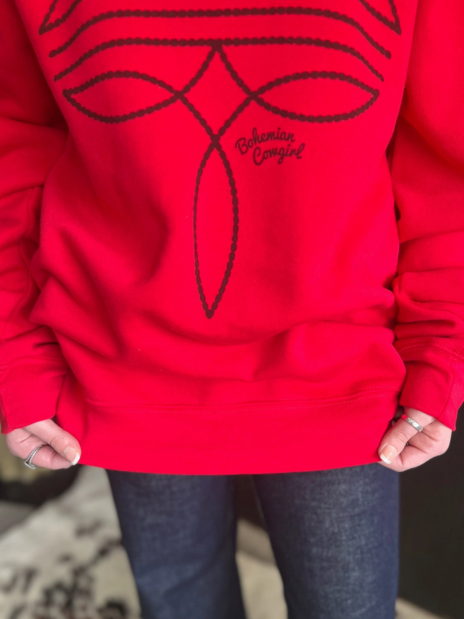 Red Loose Fit Boot Stitch Print Crew Neck Sweatshirt Ergonomic Shoulder Cut