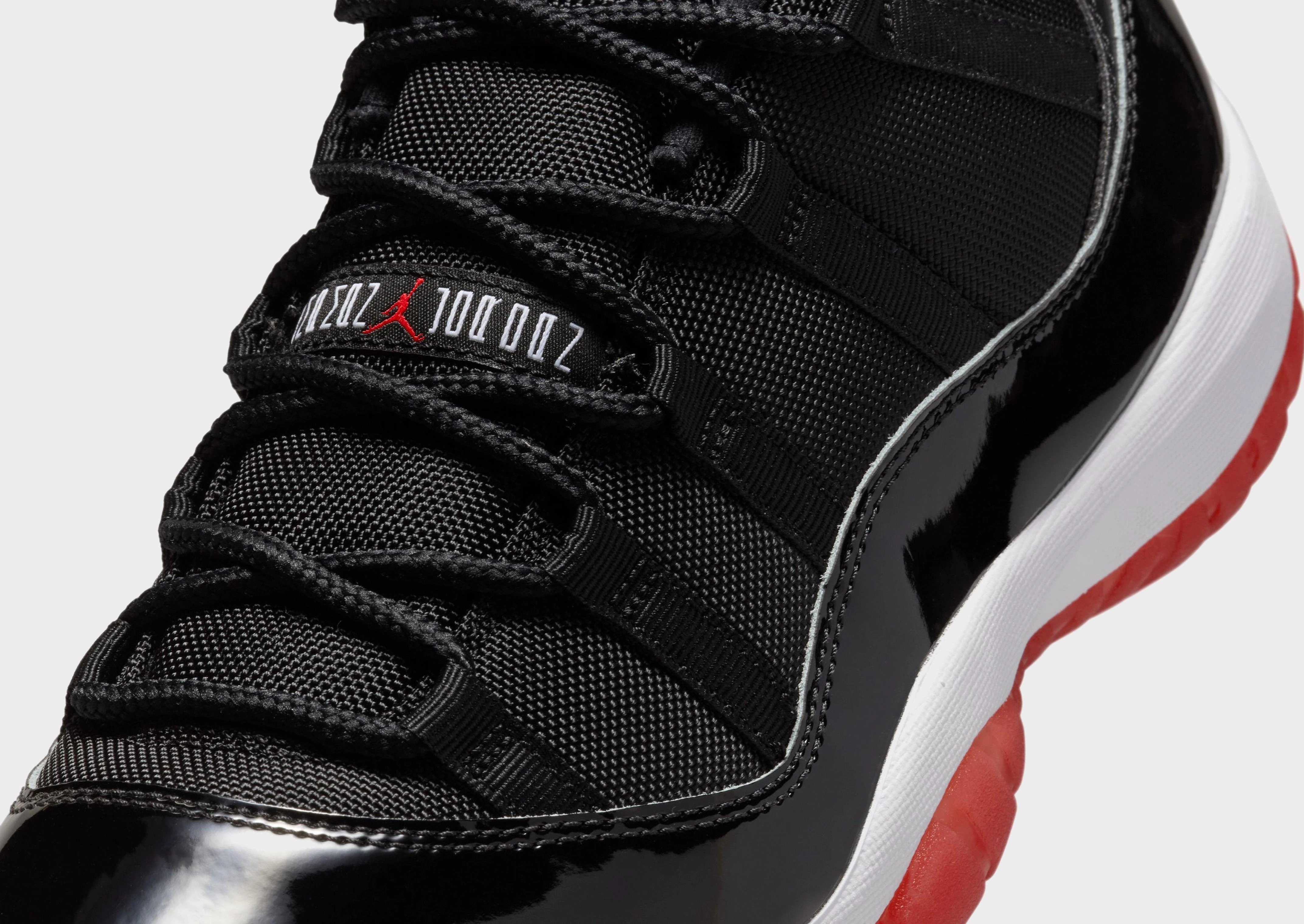 Reinforced Lateral Guard Multi Directional Flex Air 11 Retro Low