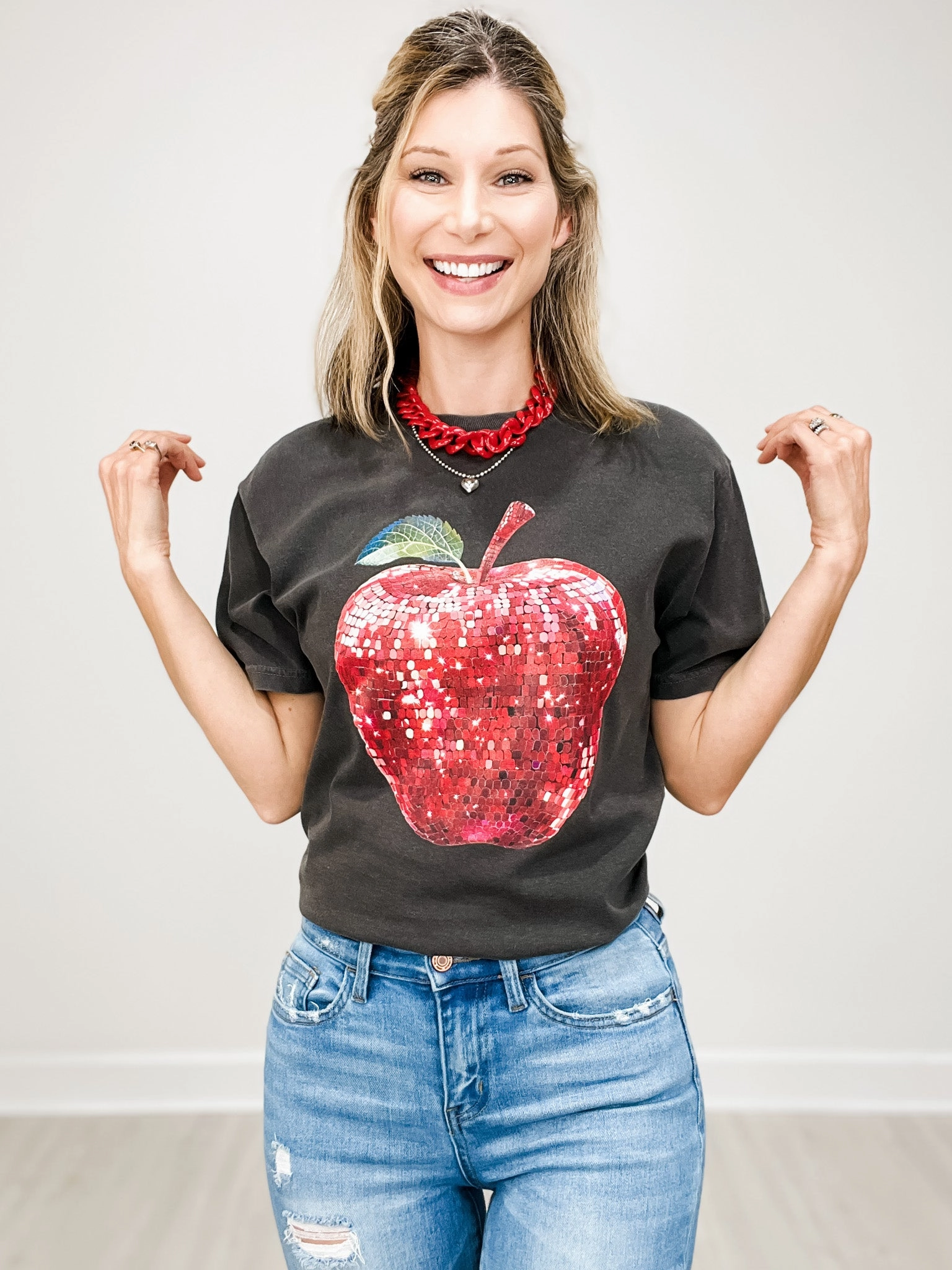 An Apple For Teacher Graphic Tee ContouredPanels Soft Brushed Finish