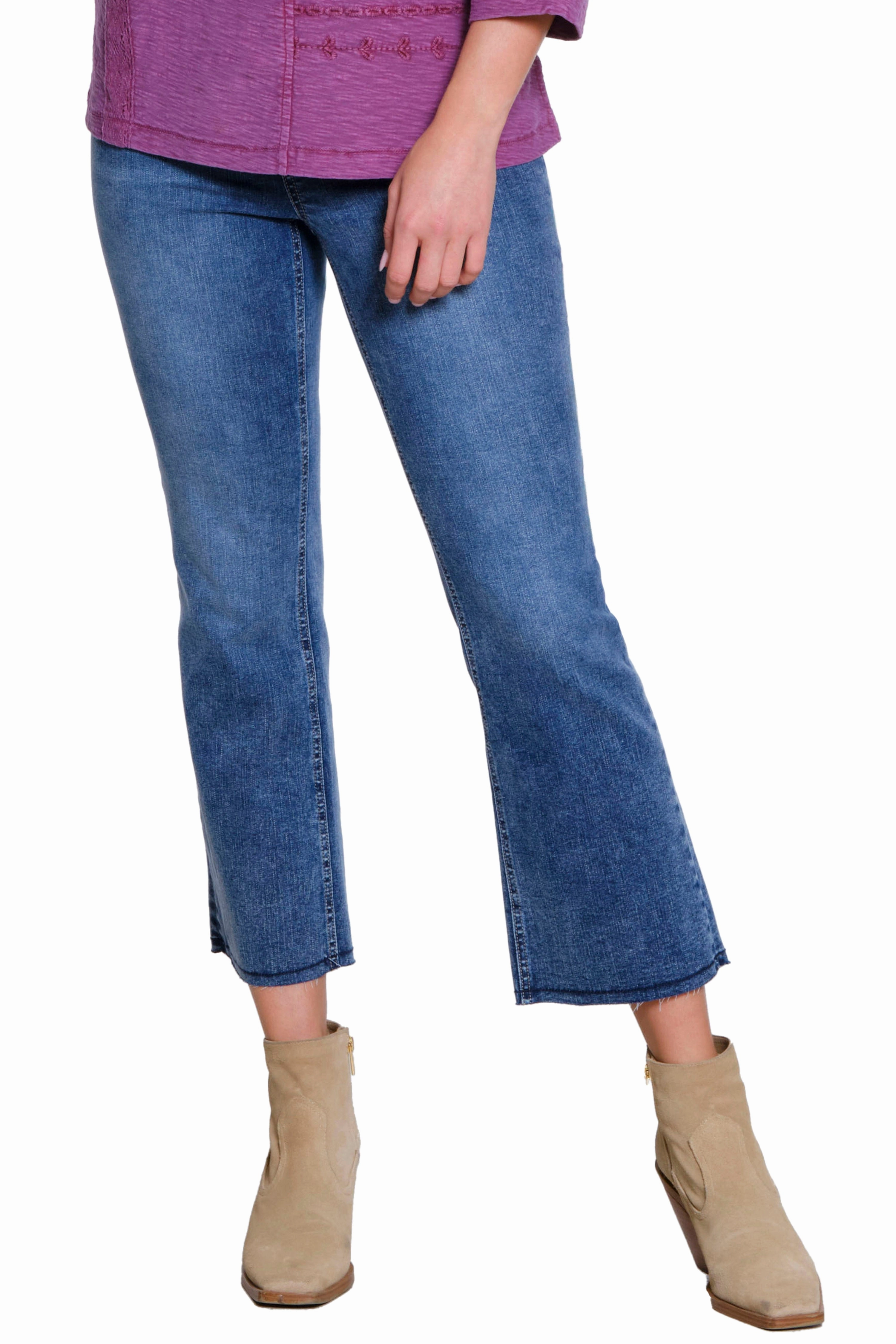 Kick Crop Jean ?C Dark Indigo Casual Appeal Quick Access Pockets
