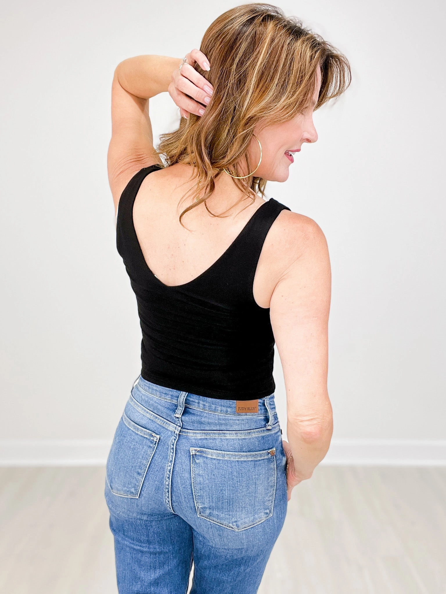 Basic V-Neck Jersey Tank Top UltraFineMesh