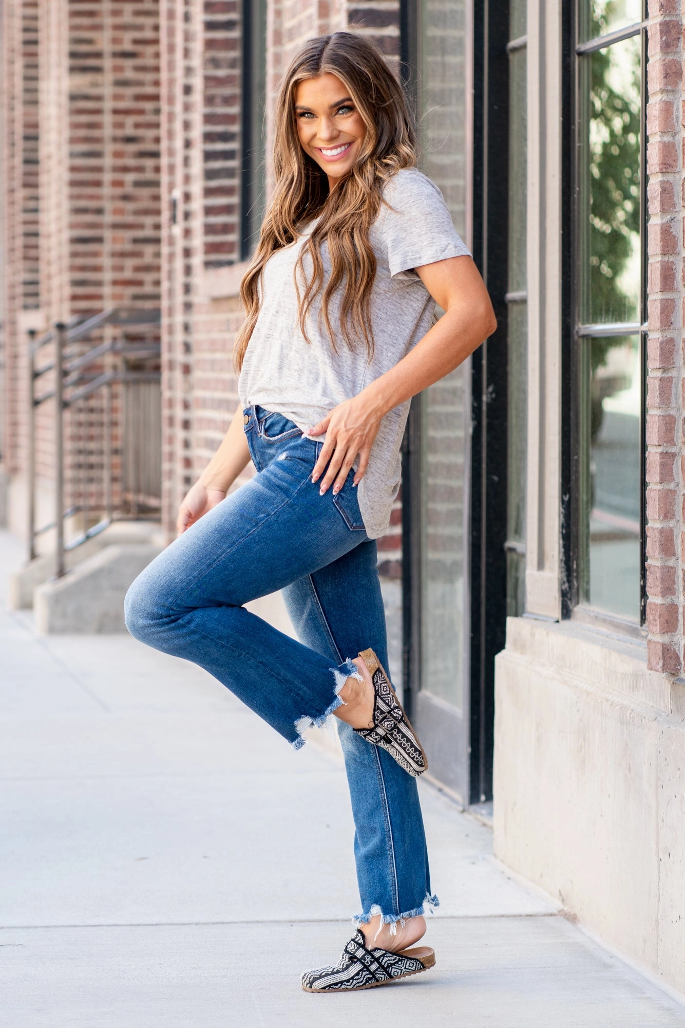 Closet Staple Minimal Shrinkage Fabric Blue Shower Mid Rise Ankle Flare