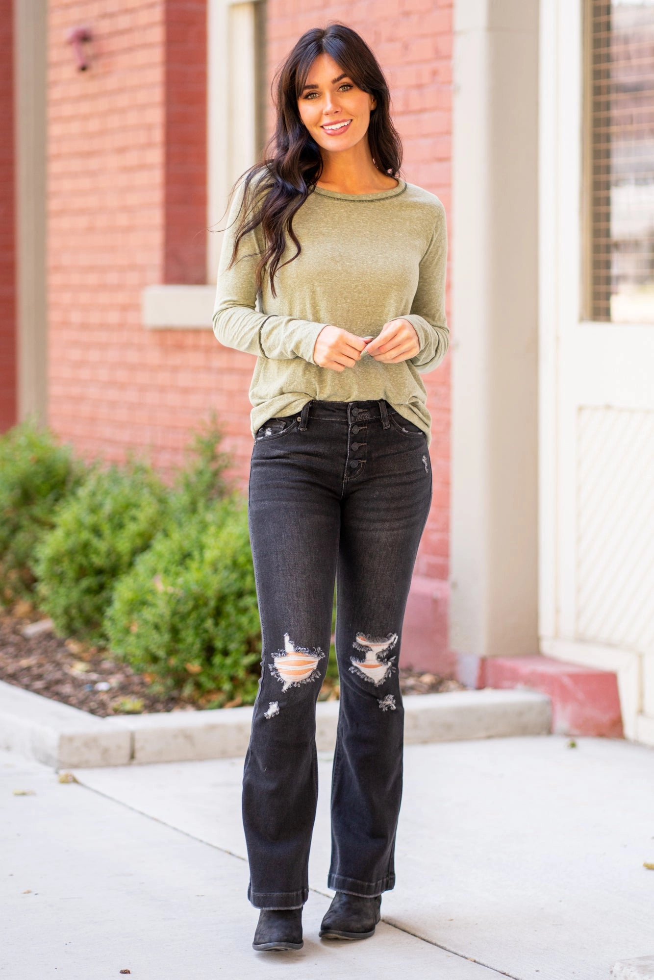 Highland Park Mid Rise Button Fly Flare Fray Resistant Hem