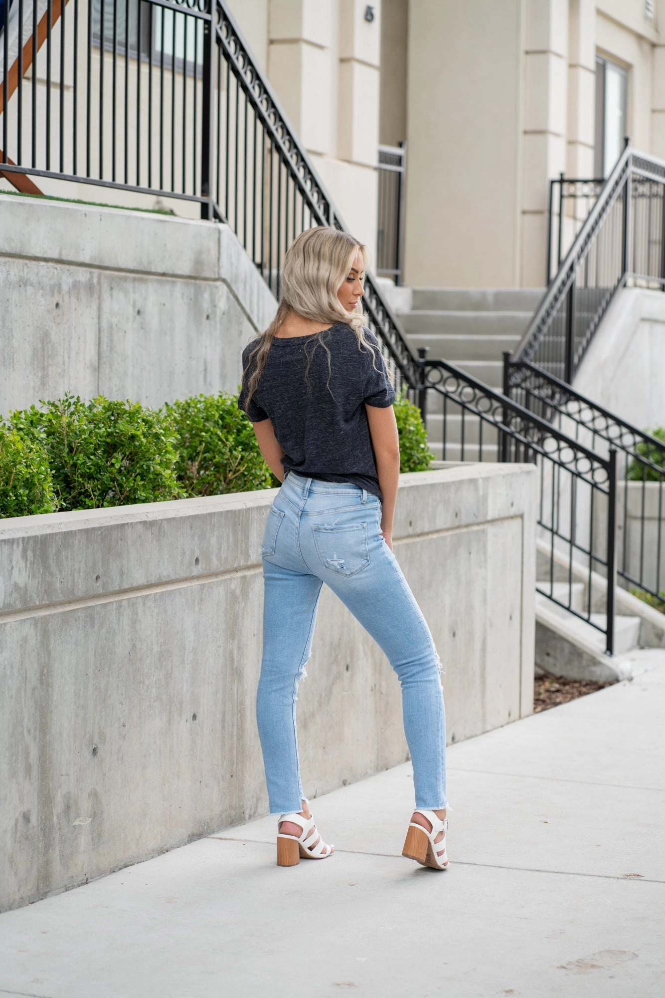 Call You Out High Rise Skinny Comfortable Design Look