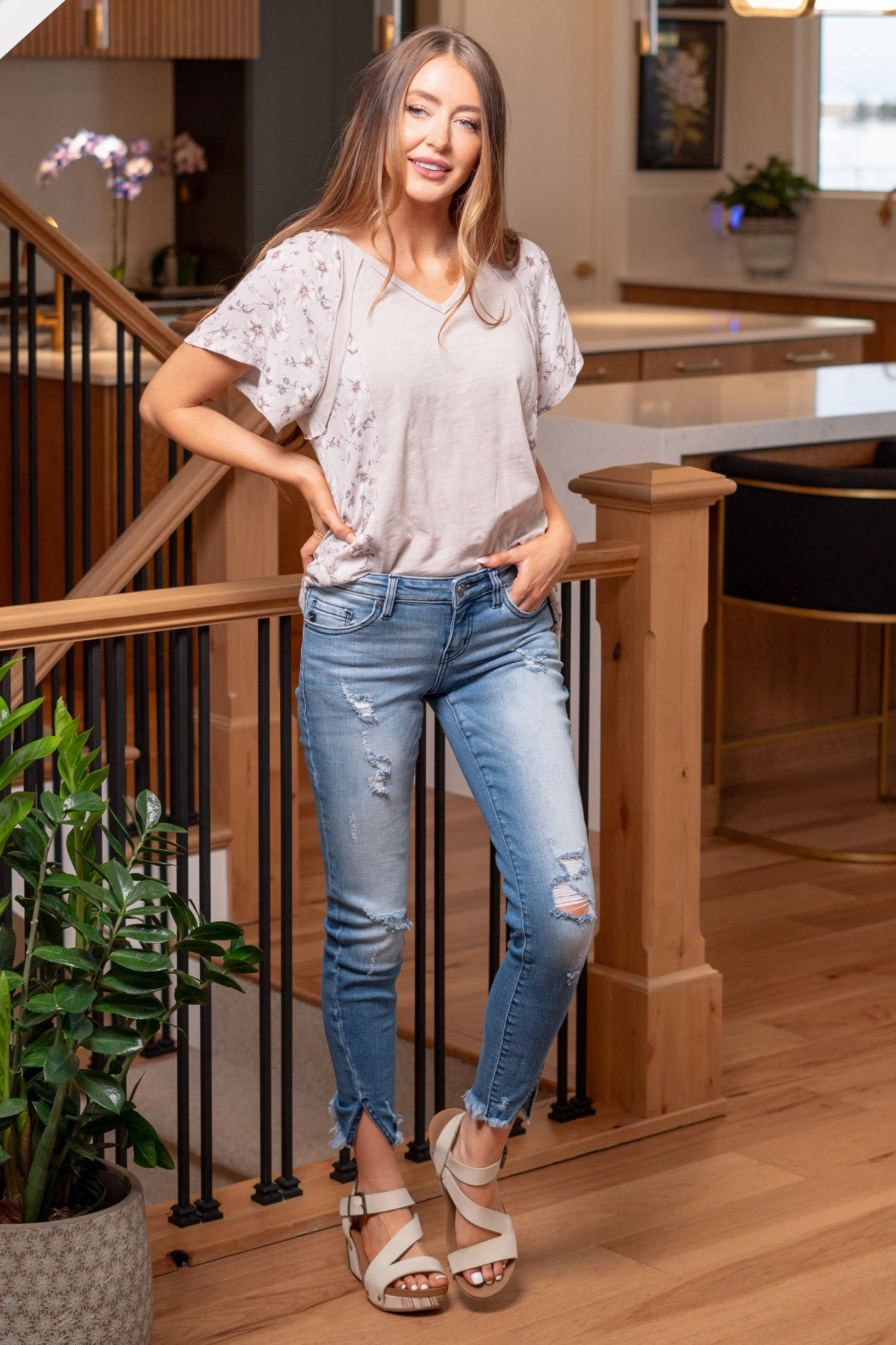 KanCan Adell Low Rise Skinny Jeans Medium Blue Wash Fashion friendly Lightweight Denim Blend