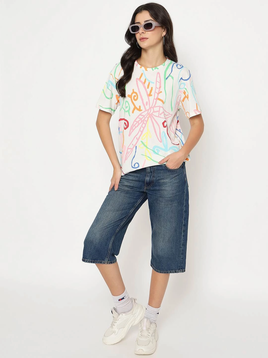 Madame All Over Print Half Sleeve White Cotton T-shirt ElasticEdgeBinding Relaxed Hoodie