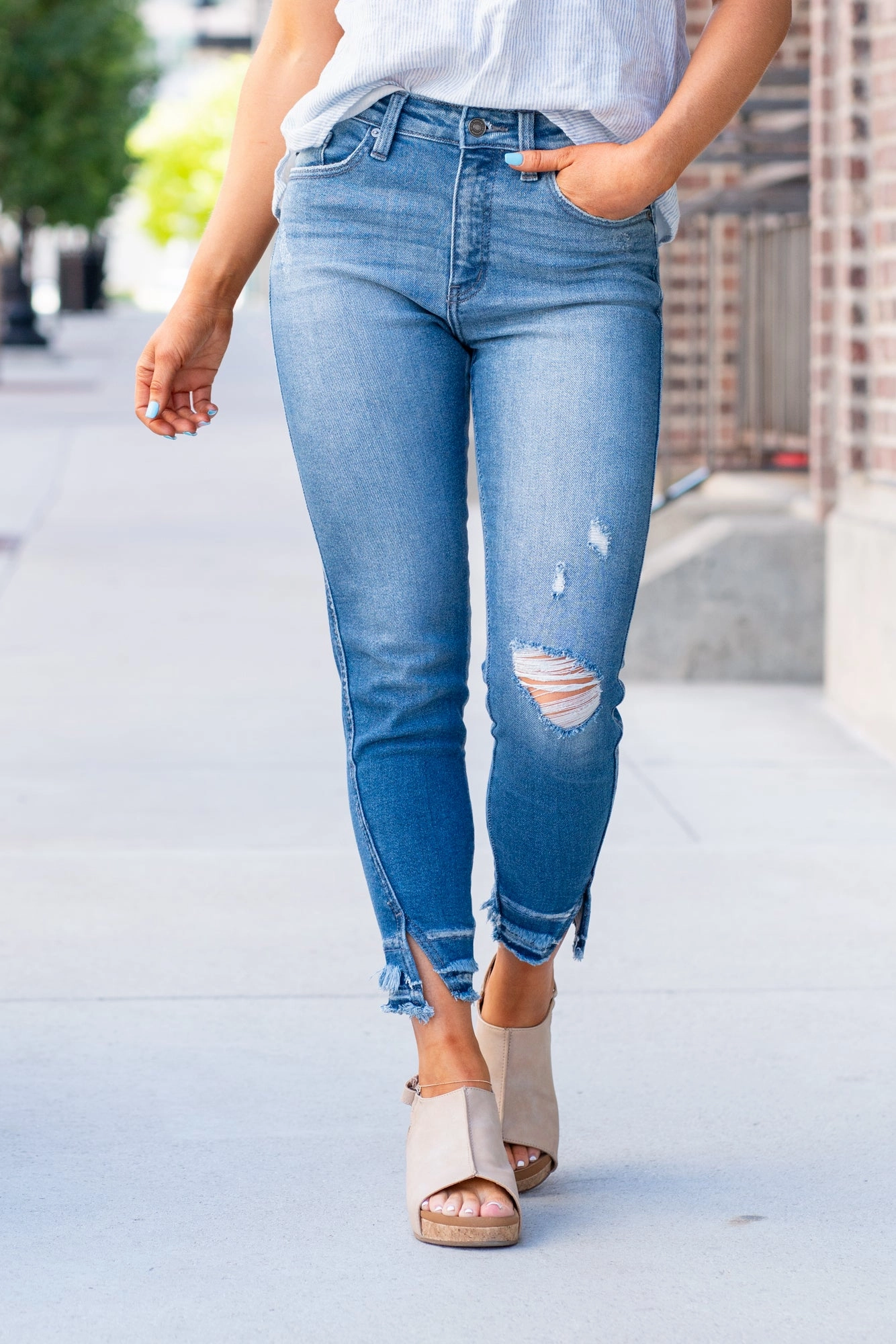 Madison High Rise Hem Detail Skinny Non Fading Technology