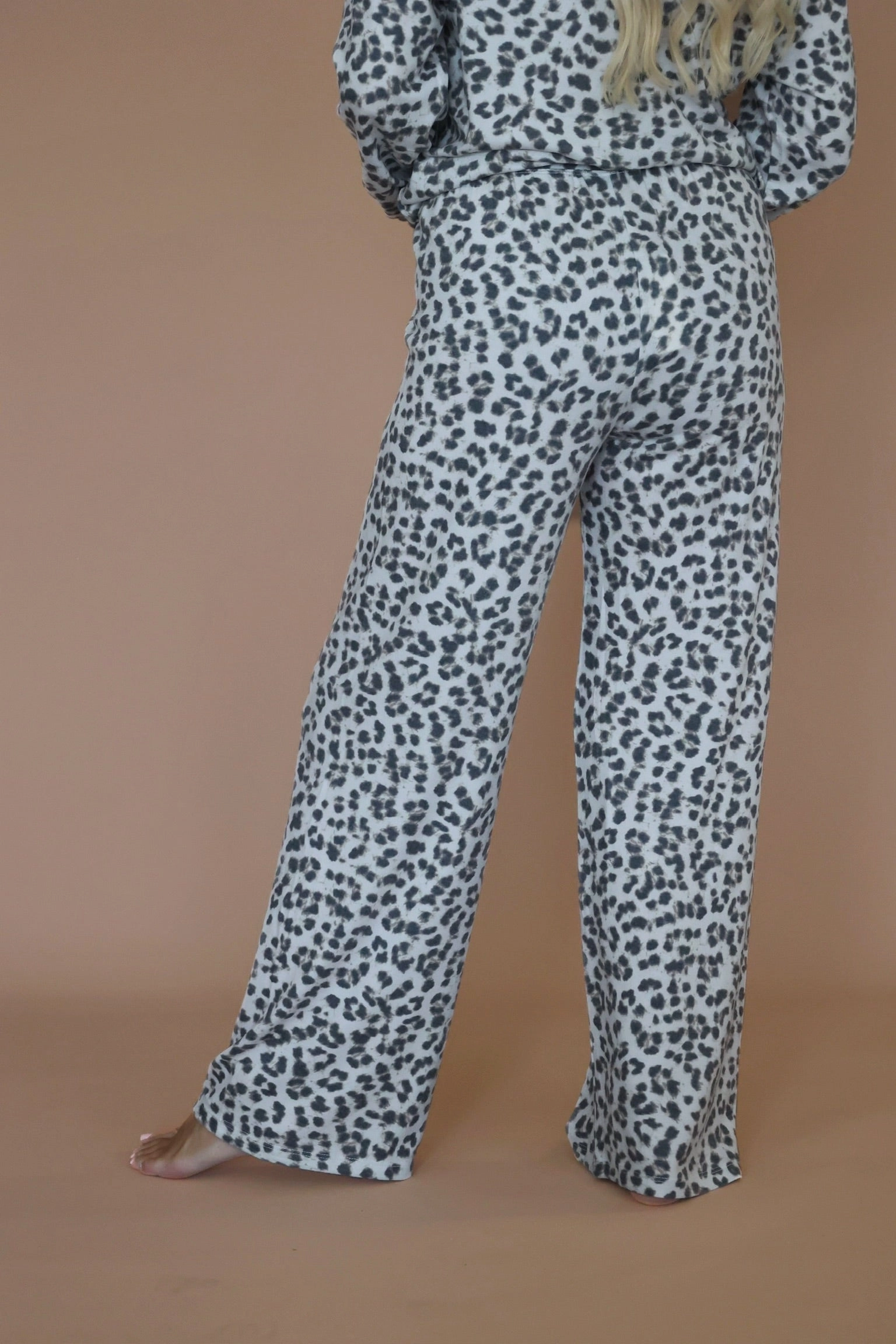 Commuter Ready Layer-Friendly Luxe Leopard Pant