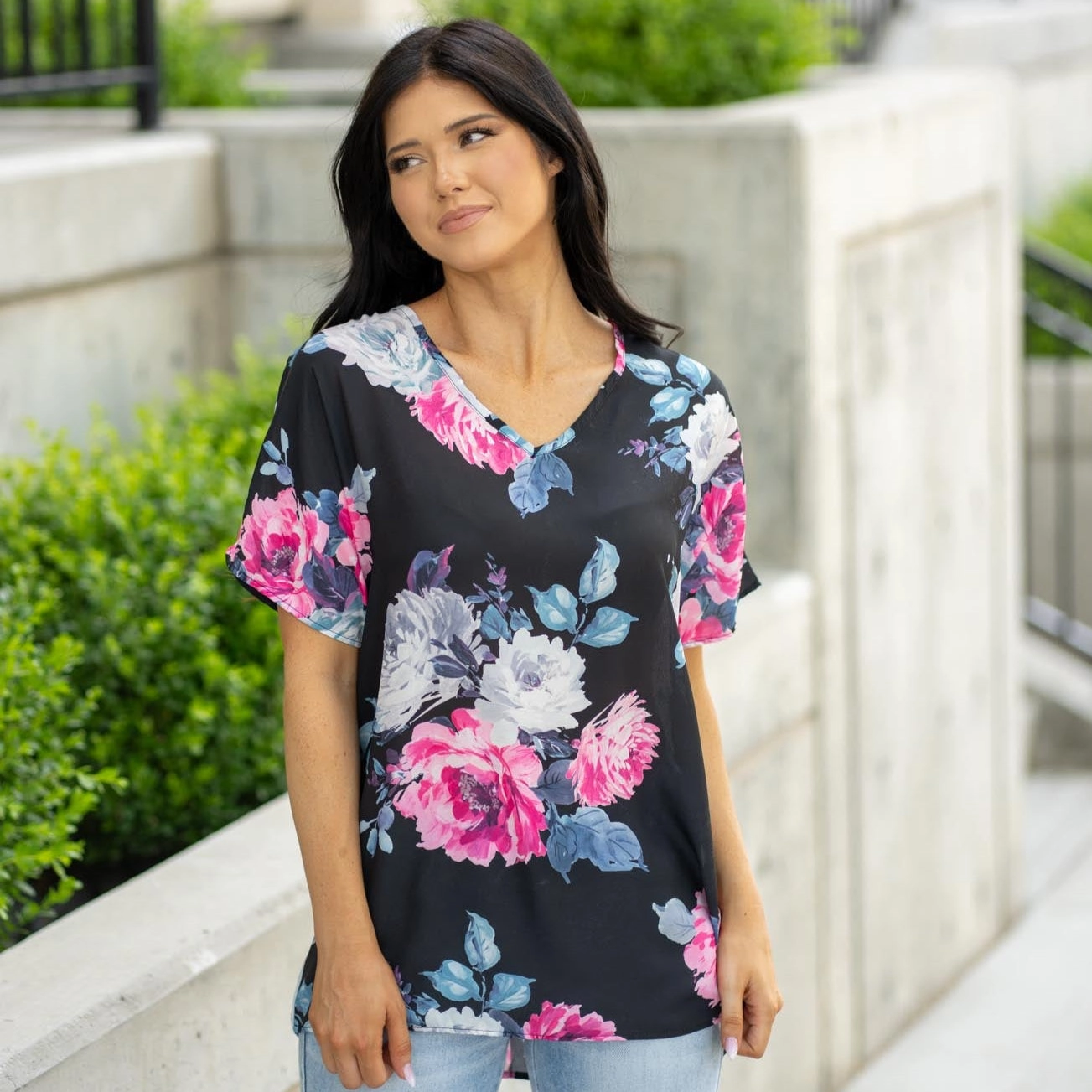 Floral Print Relaxed Woven V Neck Top Comfy Waistband Cozy and Comfortable
