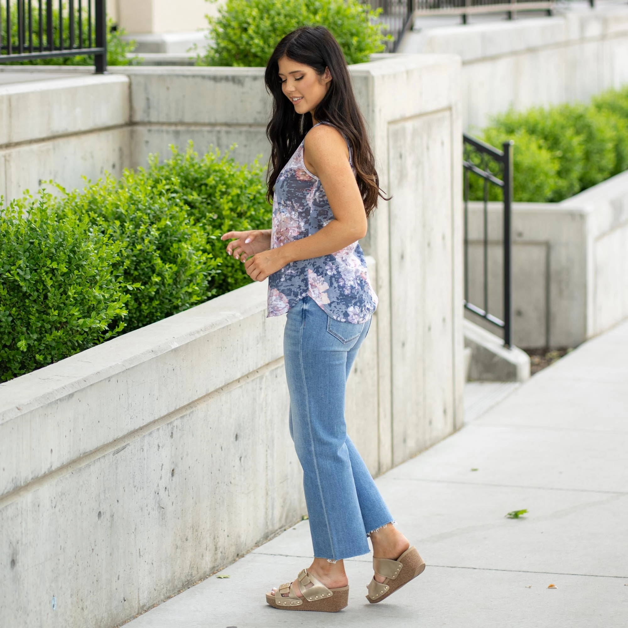 StretchComfortWeave Floral Print Burnout Sleeveless Top