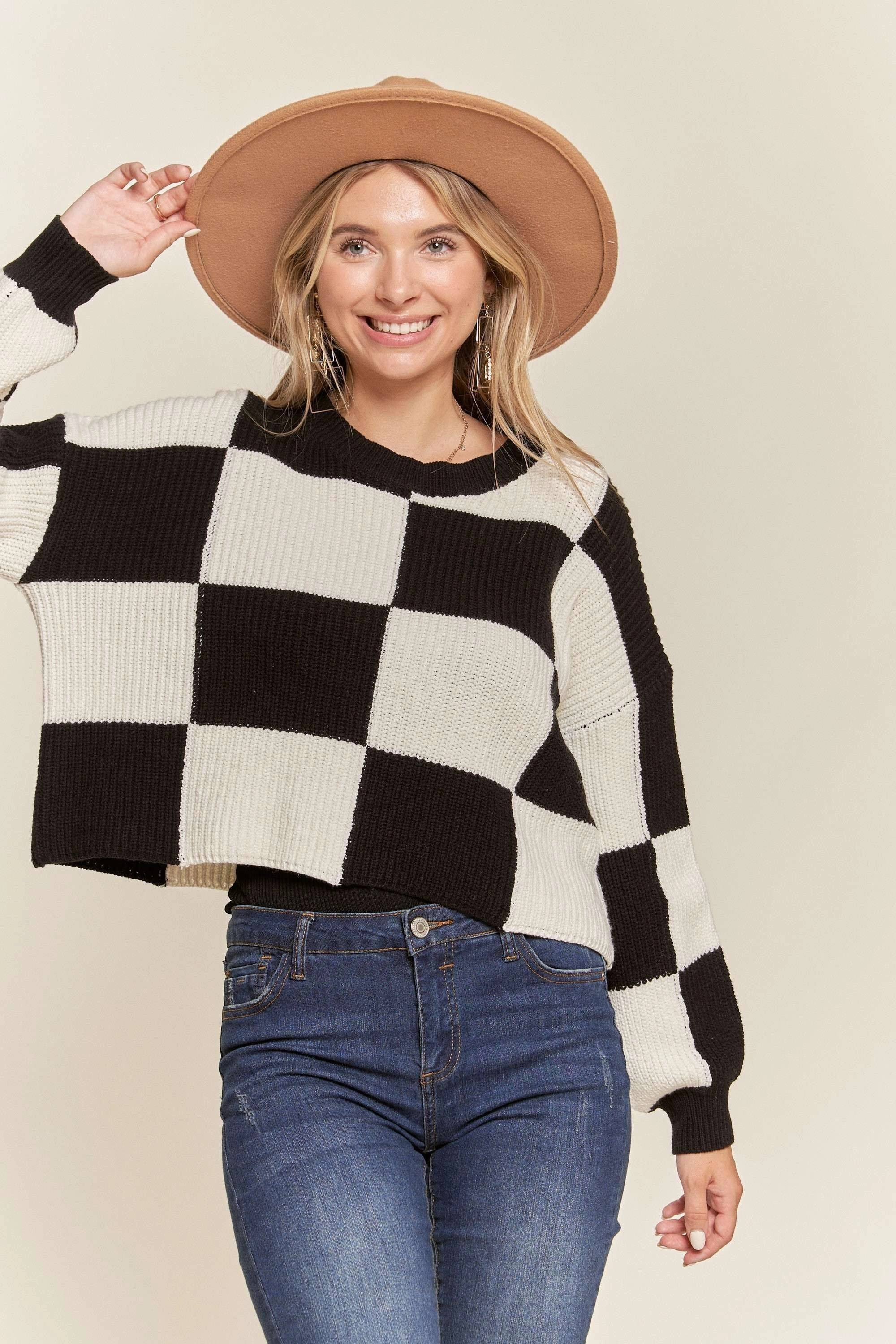 Comfy Cropped Black & White Checkered Knit Sweater Top* FlatlockSeamTechnique MultiFunctional Pocket Placement