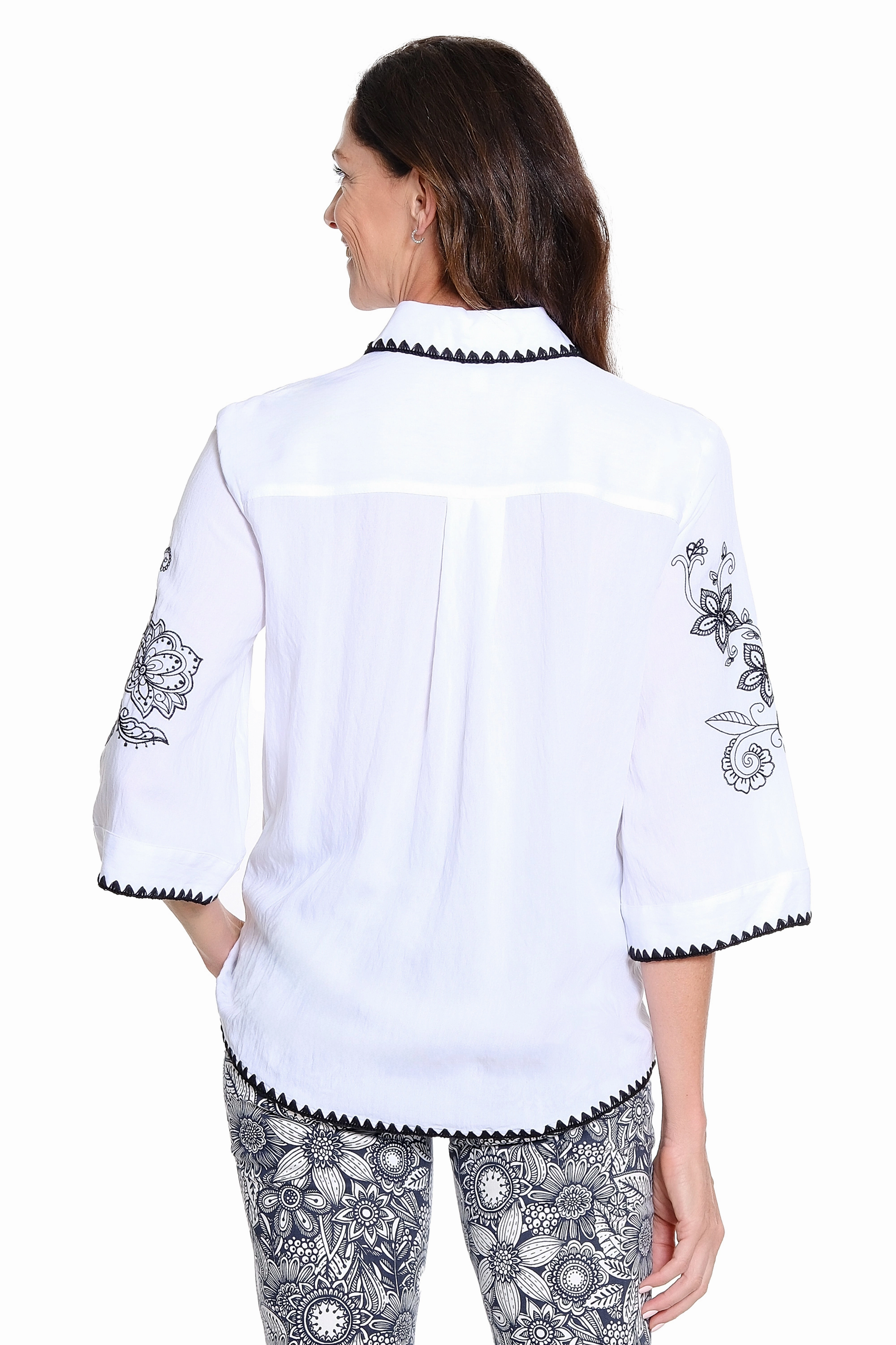 Crochet Stitch Button-Up Shirt with Embroidery ?C White EcoFriendly Dye WrinkleResistantTextile