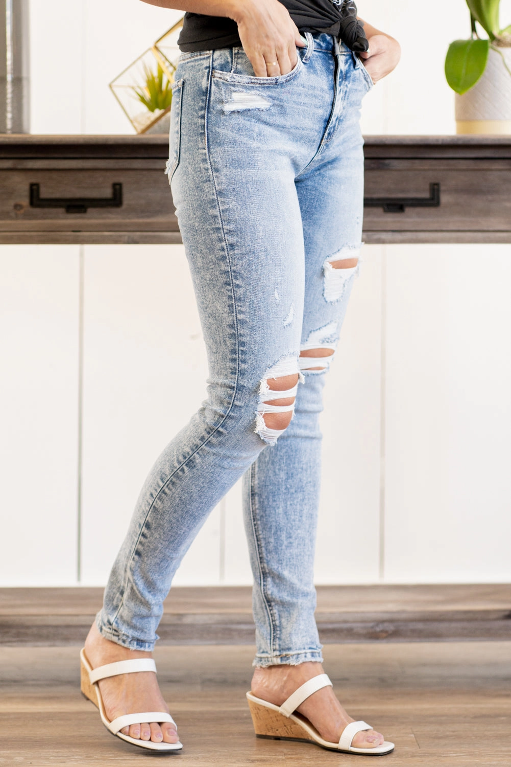 Travel Outfit Student Outfit Lightweight Dark Age High Rise Ripped Knee Skinny