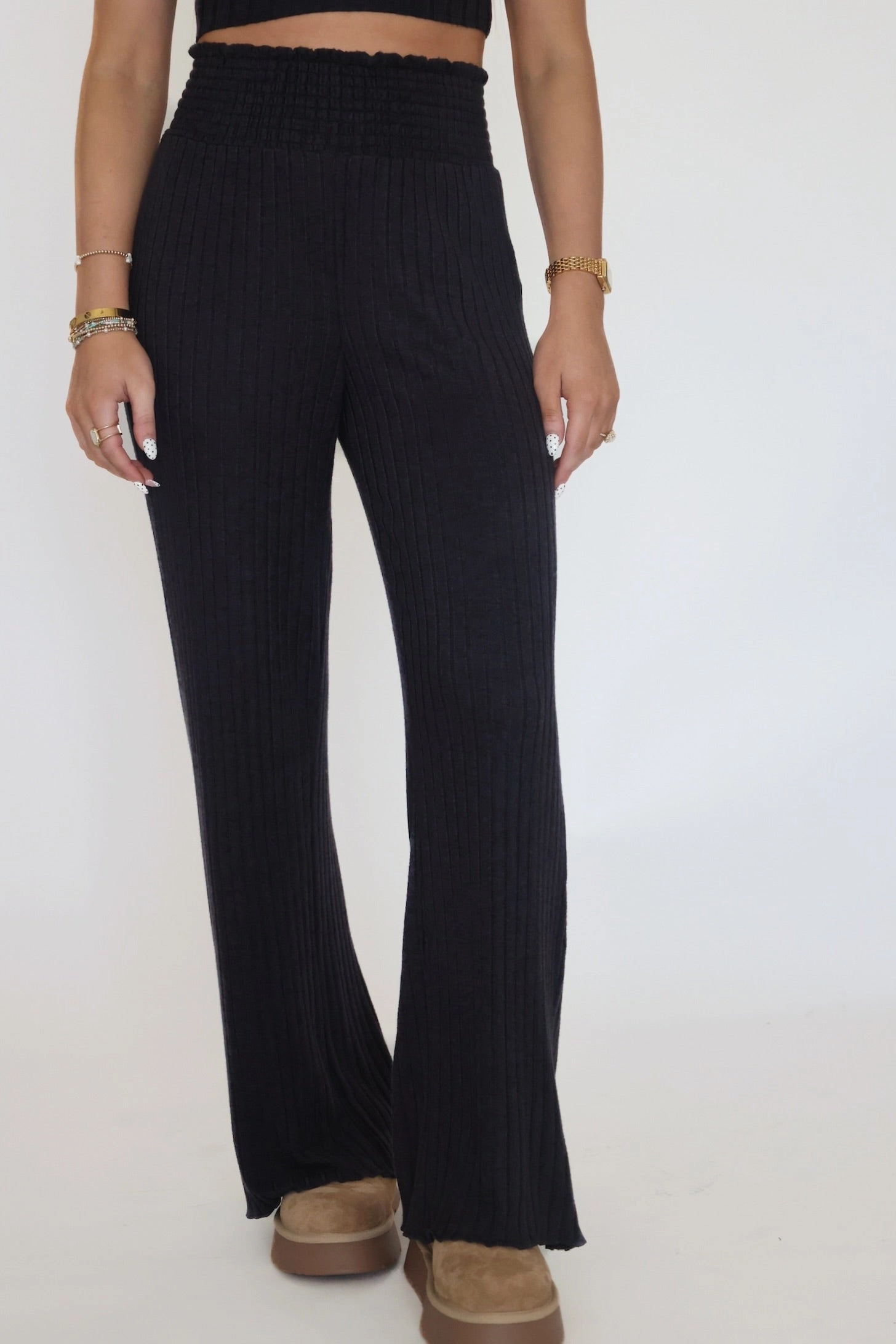 SeamlessConstruction Stretch Panel Dawn Smocked Rib Pant - Black Sand