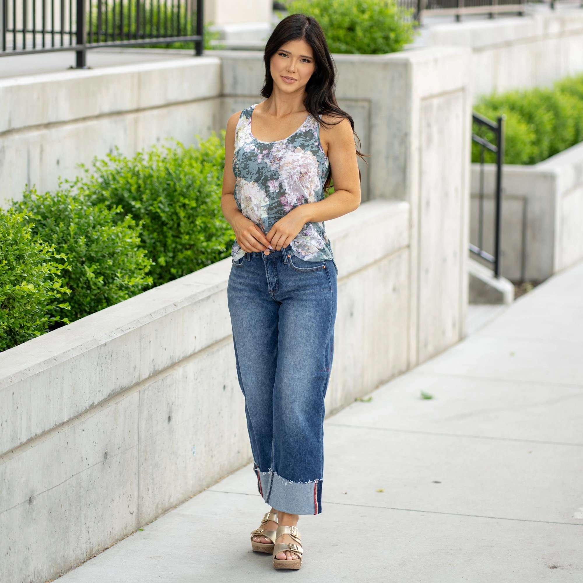 Smart Fit Design Define & Unwind Tummy Control Top Mid Rise Crop Regular & Plus Sizes