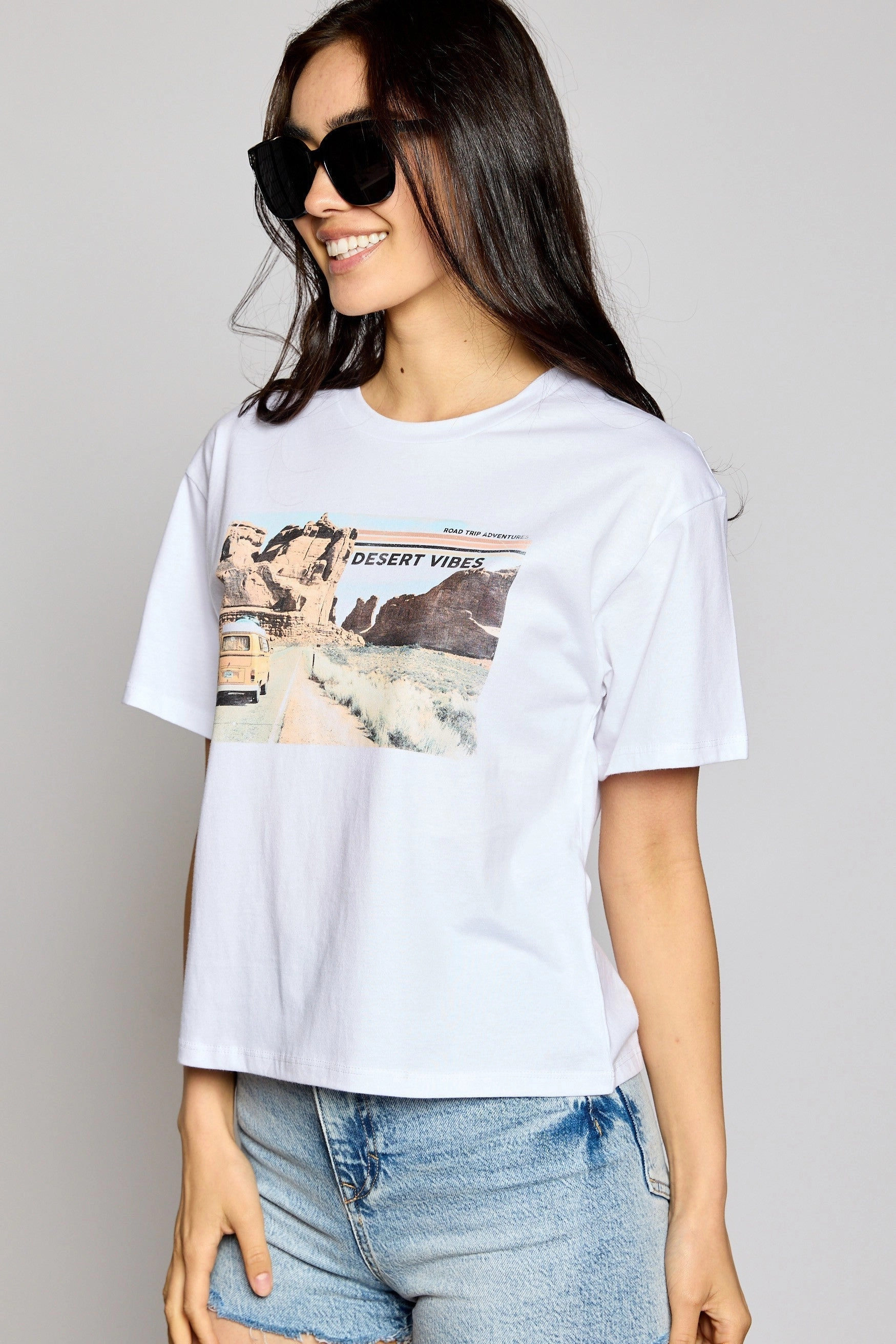 Stretch Fit ArticulatedElbowShaping Desert Vibes Road Trip Adventures Tee