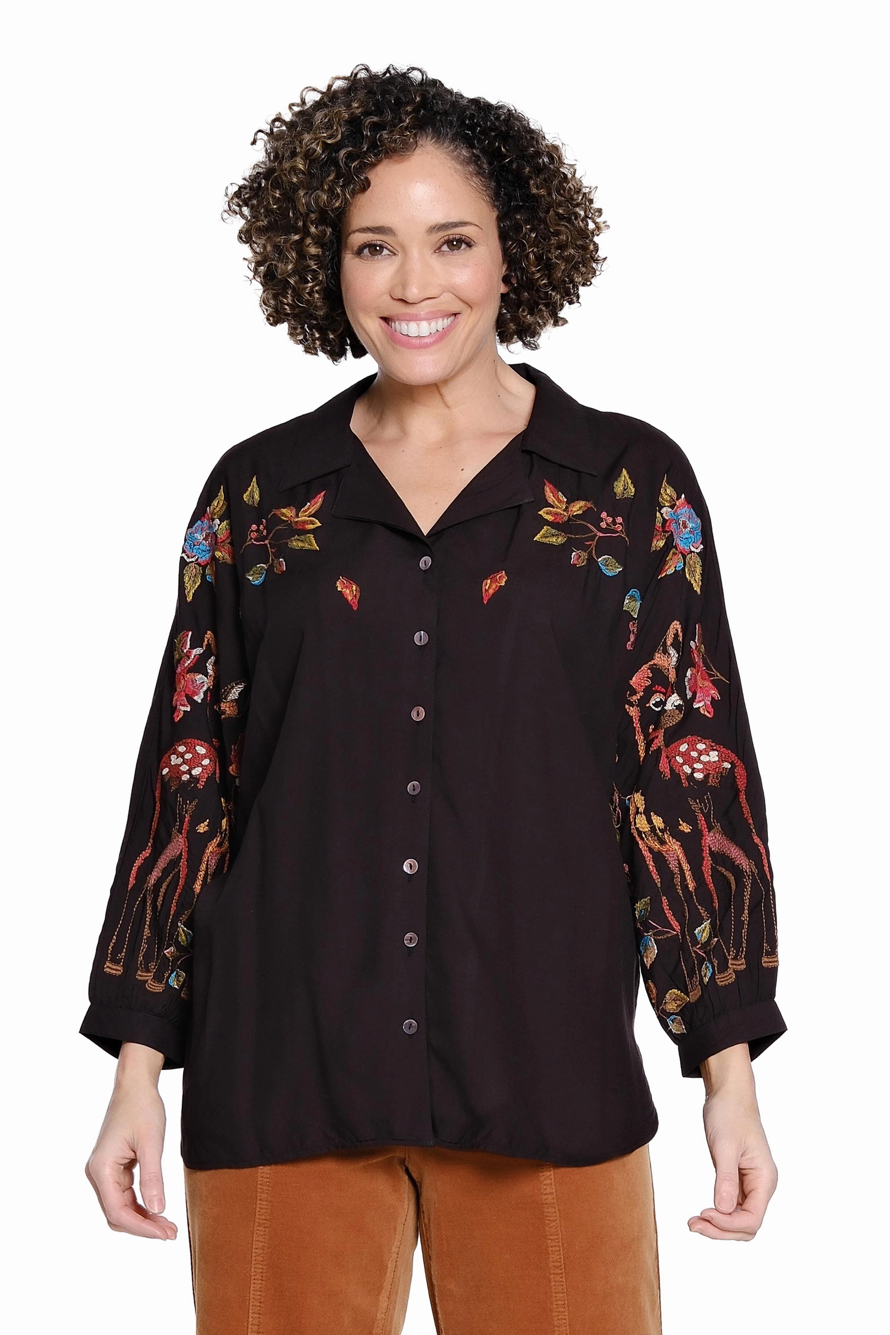 Layered Look NonIrritating Stitching Dolman Sleeve Embroidered Top - Black