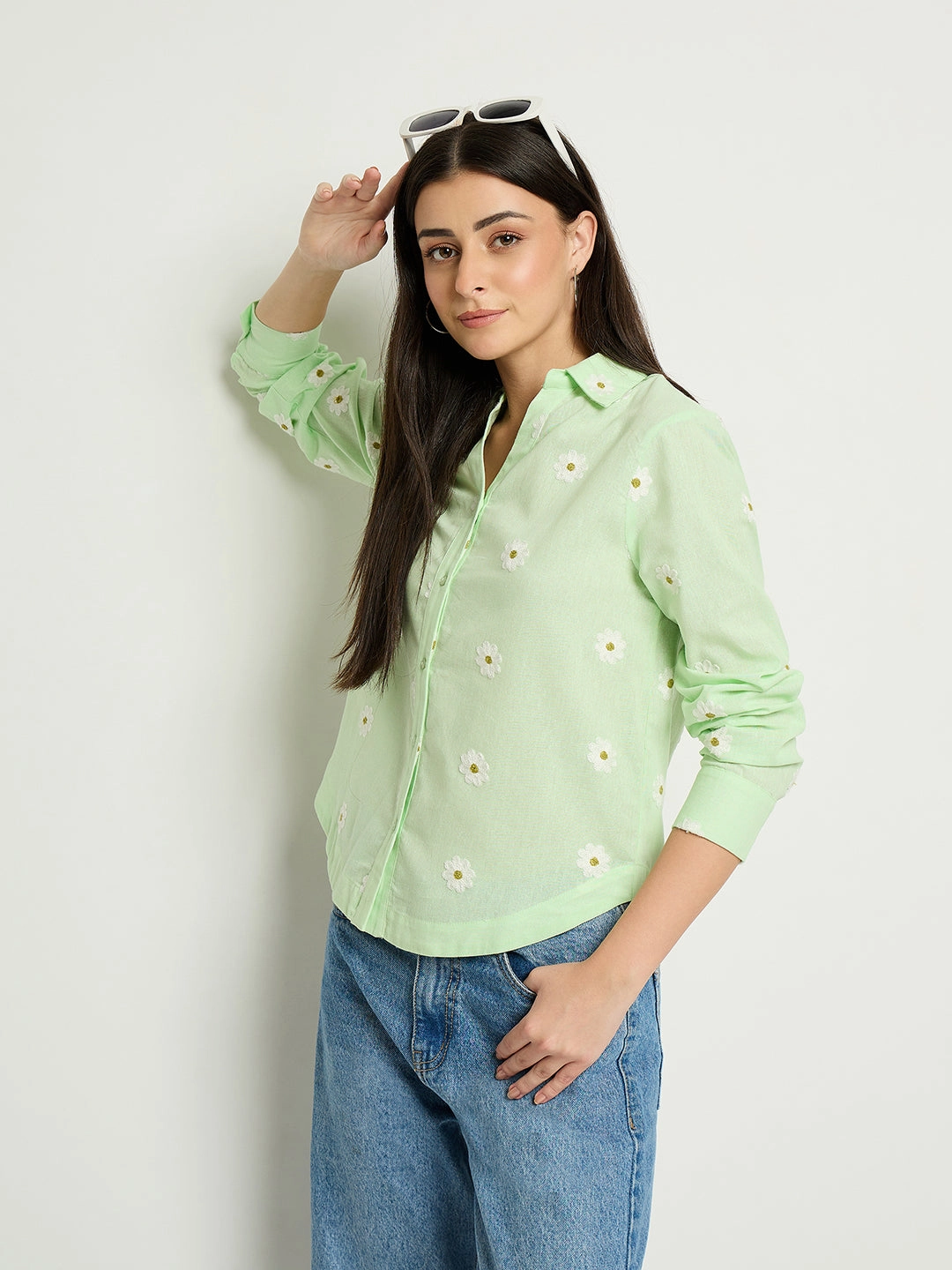 Reinforced Side Vents Madame Floral Embroidery Green Cotton Shirt