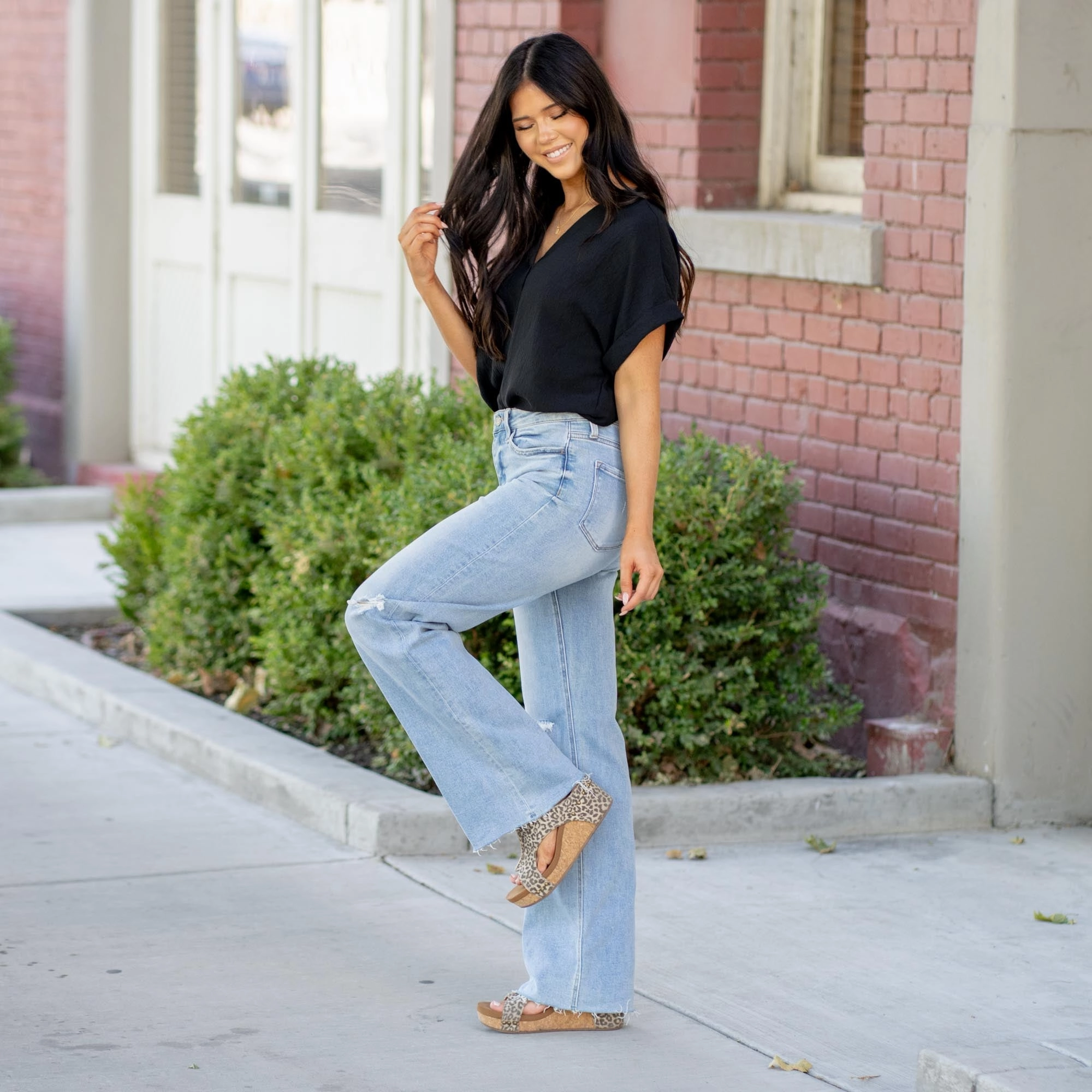 VERVET Refulgent High Rise Wide Leg Medium Blue Wash Traveler Gear Earthy