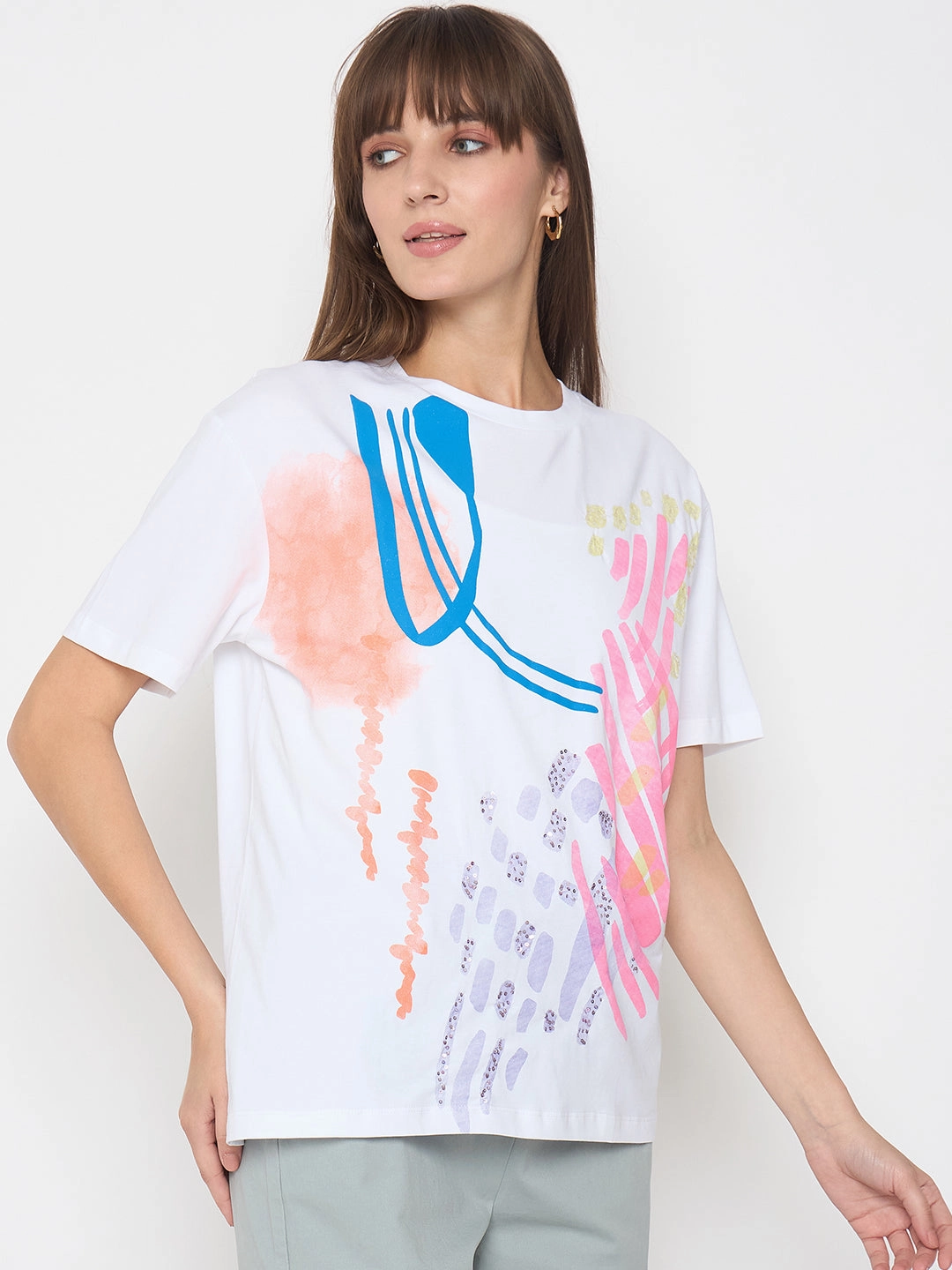 Madame Handwork Detail with Graphic Print White T-shirt WrinkleResistantTextile SoftKnit