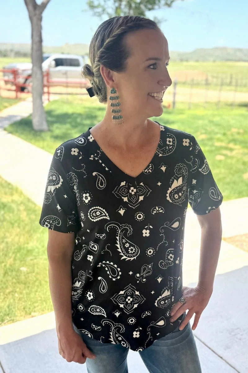 Curved Hemline AntiBacterial Coating Sterling Kreek Black Bandana Babe V Neck Top