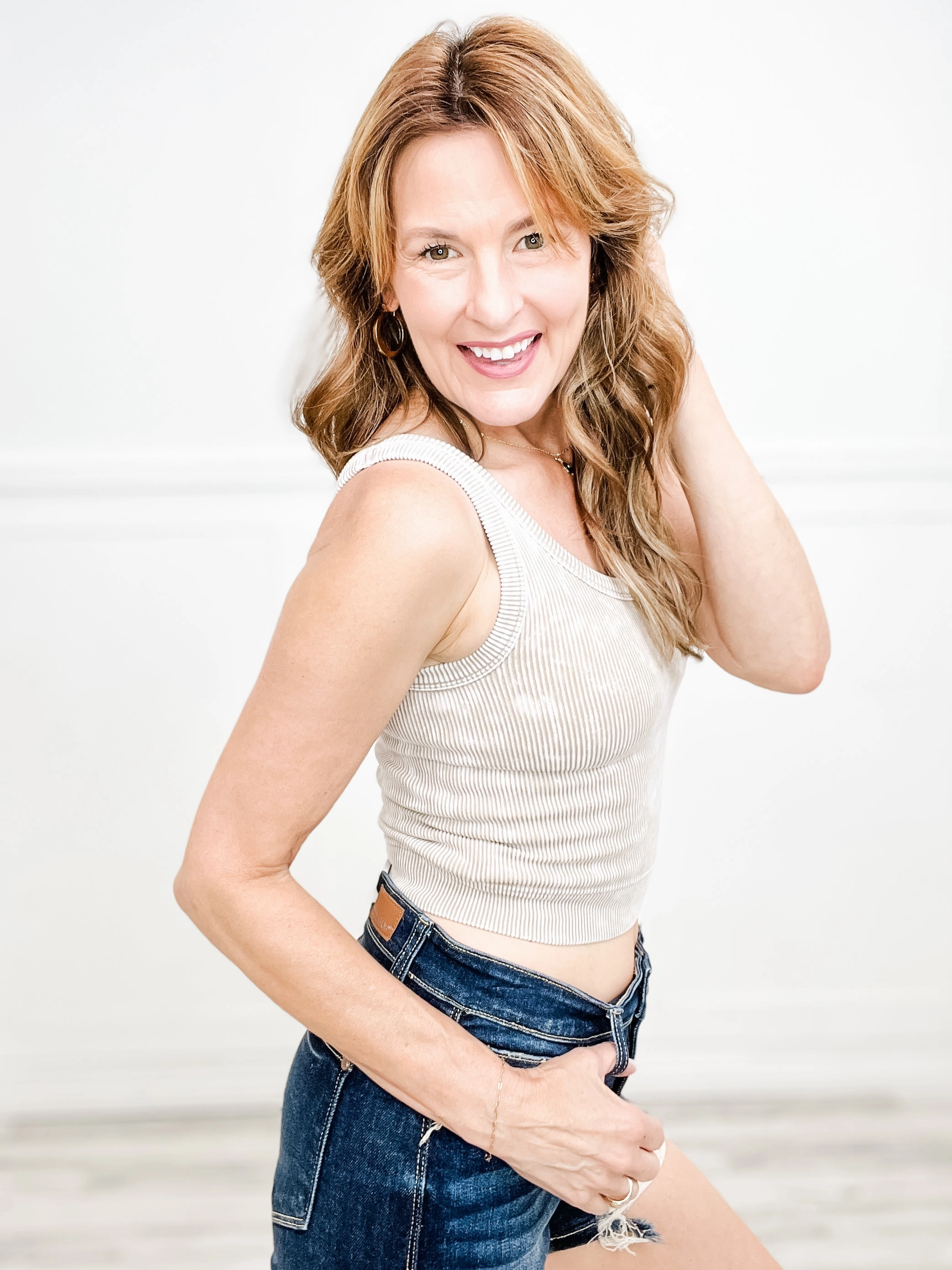 Non Restrictive Fit Washed Ribbed Cropped Scoop Neck Tank Top - Group A