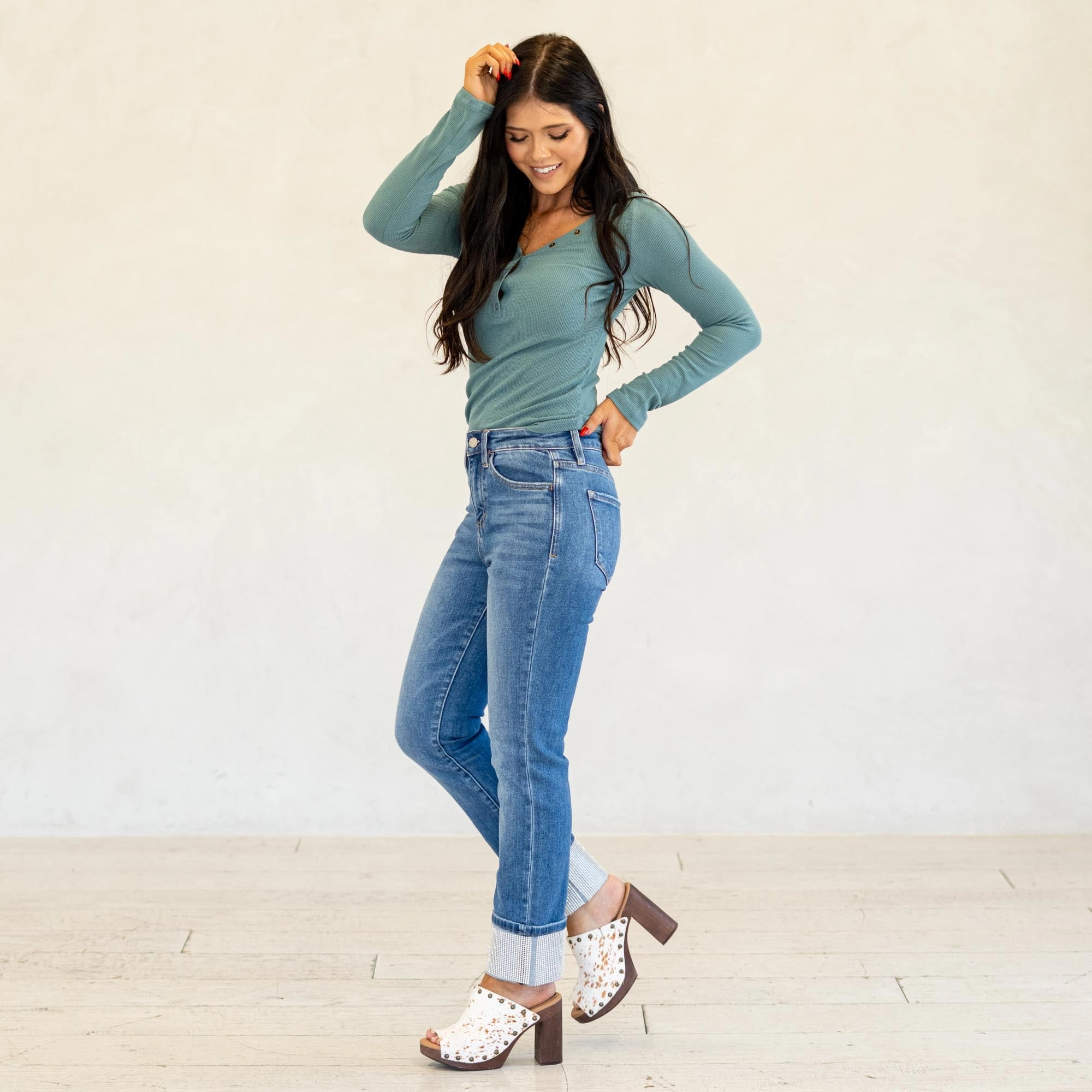 Quick Drying Fabric VERVET Radiant Dream High Rise Rhinestone Cuffed Slim Straight Jeans Medium Blue