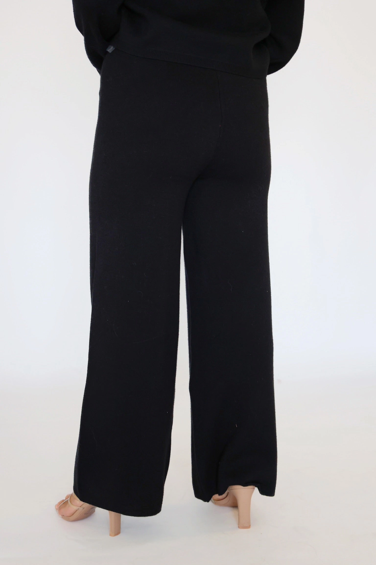 WrinkleResistantMaterial Elowen Sweater Knit Pant - Black (FINAL SALE)