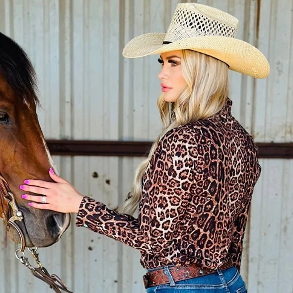 Feelin' Lucky Top Soft touch finish