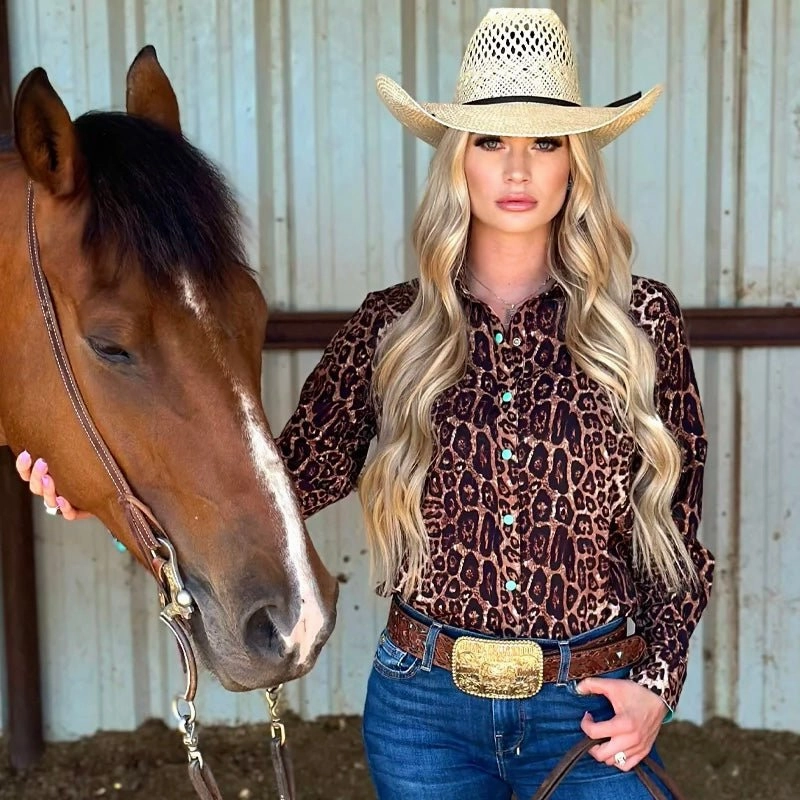 Stretch Waistband Design Noise Reduced Zipper Feelin' Lucky Top