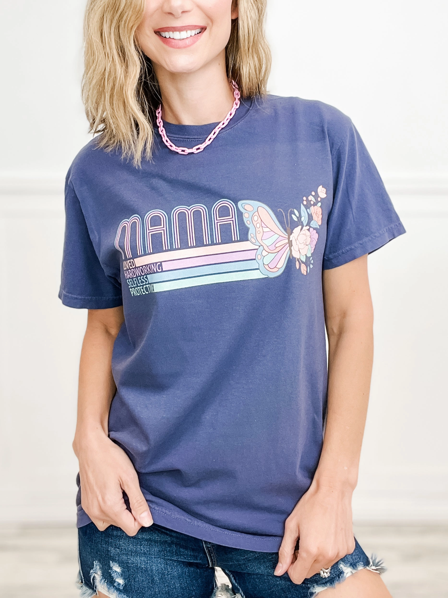Textured Weave Pattern Airflow Weave Pattern Loved, Hardworking, Selfless Mama Graphic Tee