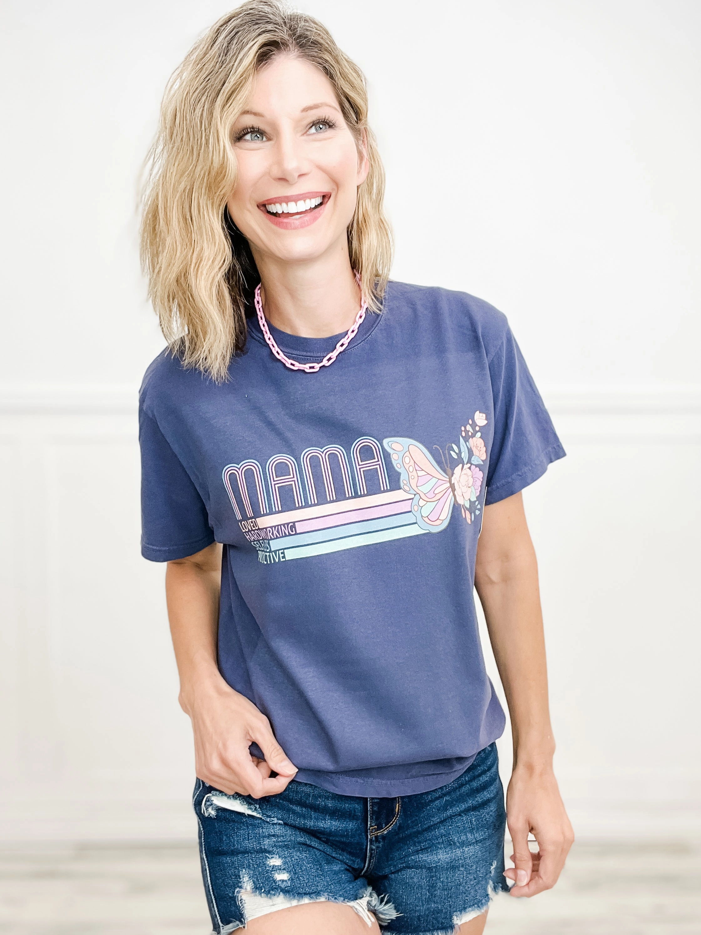 LightweightMaterial Loved, Hardworking, Selfless Mama Graphic Tee