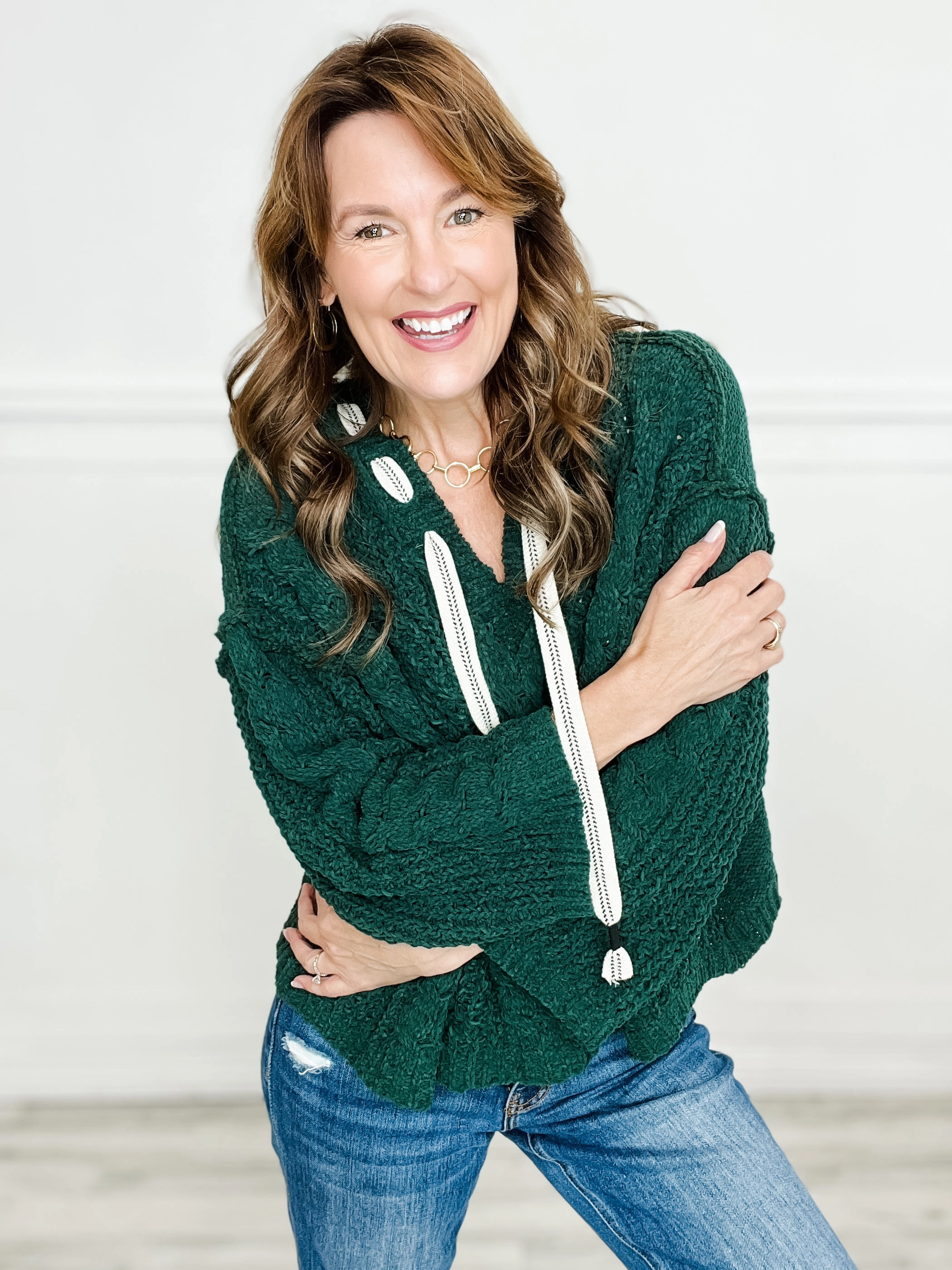 Seamless Construction Design Performance Layer Wear Bitter Sweet Symphony V-Neck Hooded Cable Knit Chenille Sweater