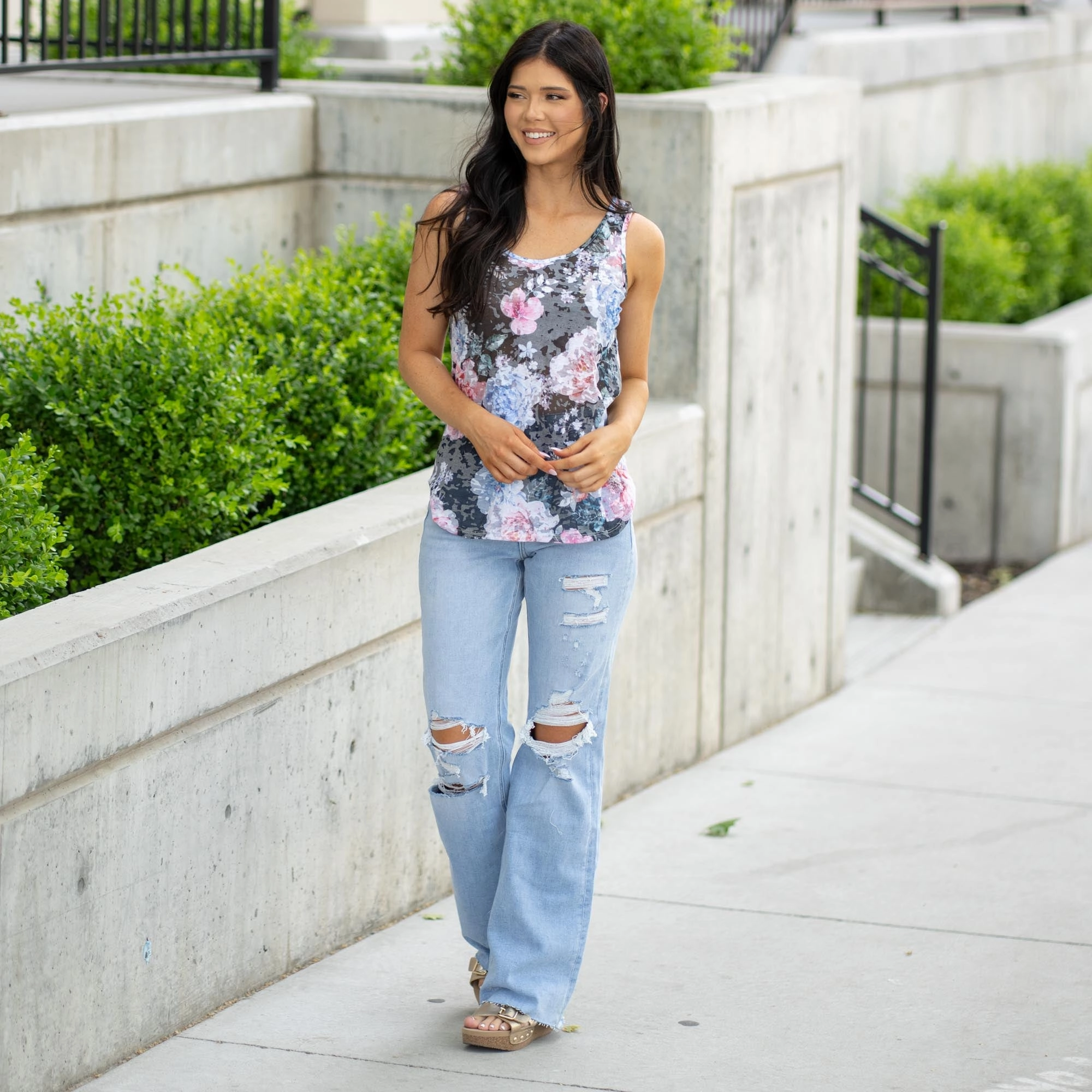Floral Print Burnout Sleeveless Top Functional Fashion Quick Fit