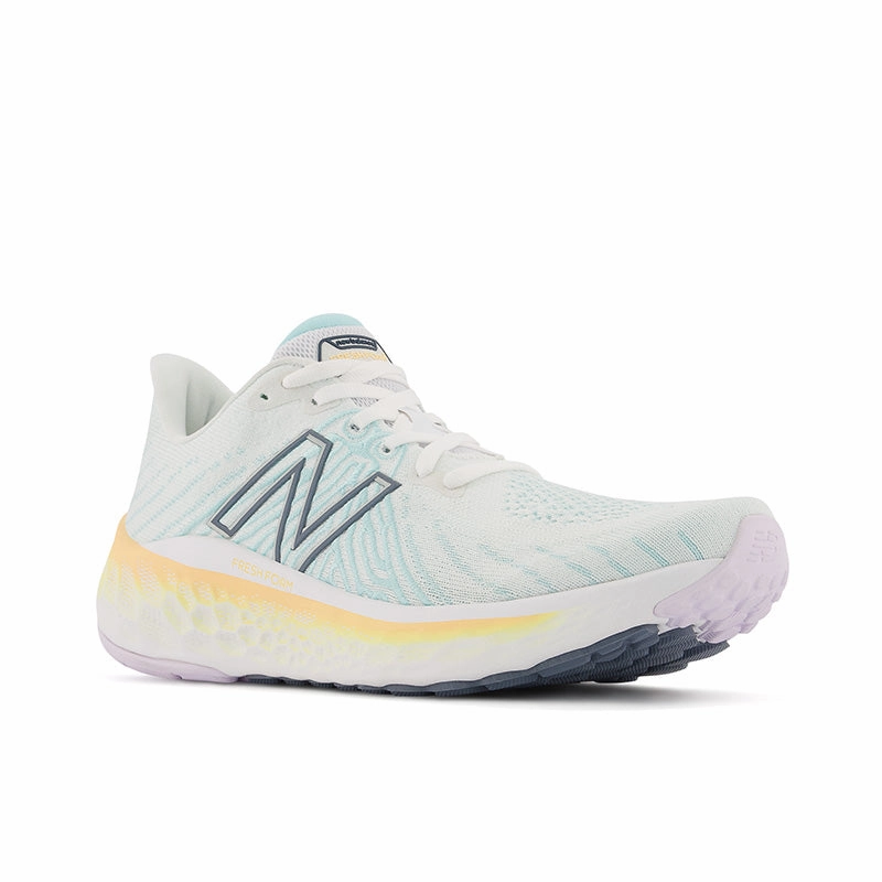Fresh Foam X Vongo v5 - Light Mango with Arctic - Women's Sports Class Padded Collar Structure
