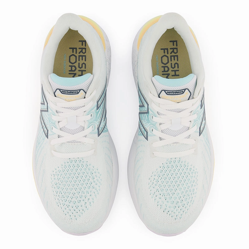 Fresh Foam X Vongo v5 - Light Mango with Arctic - Women's workout shoes
