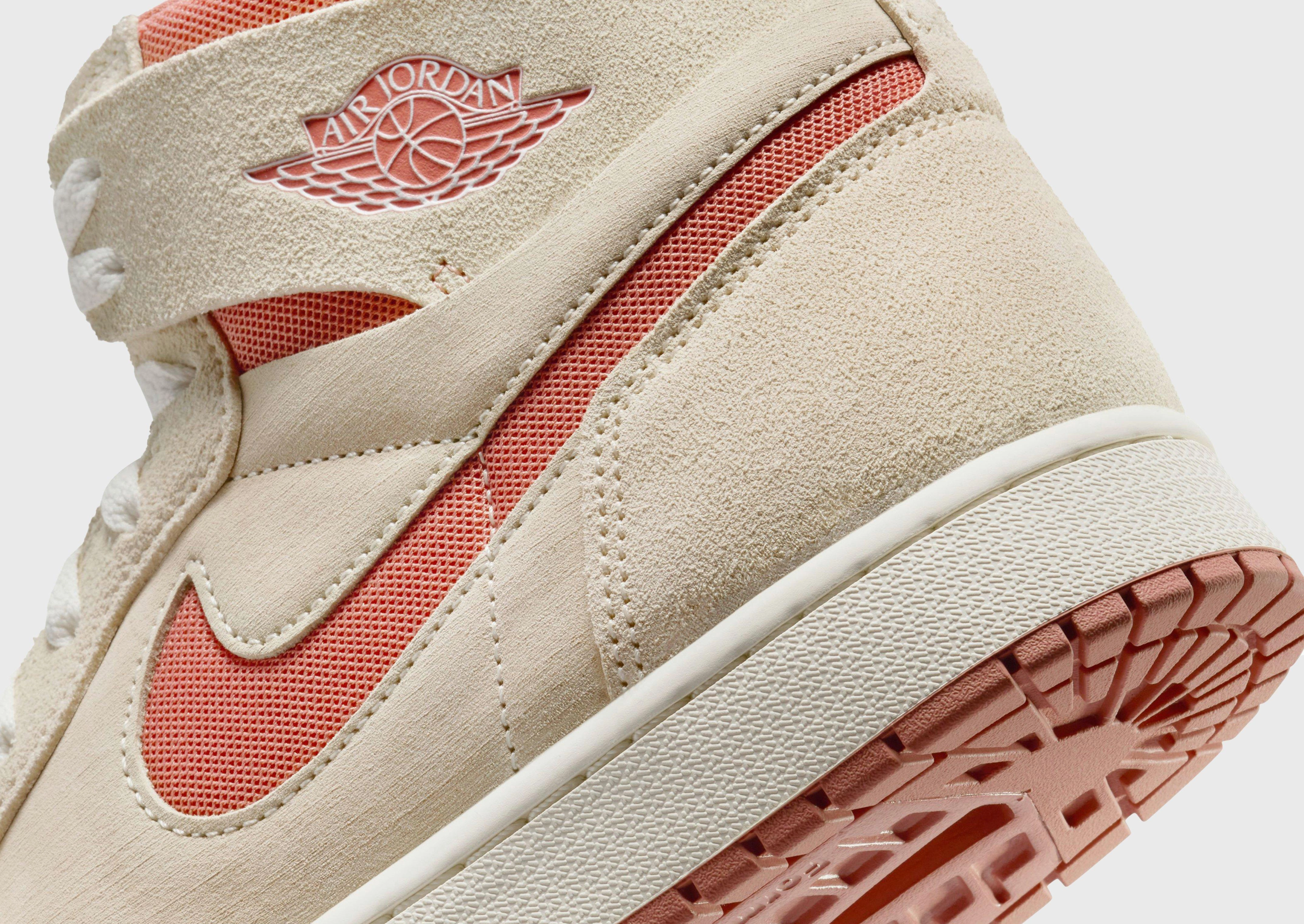 Easy   To   Clean Air 1 Zoom CMFT 2