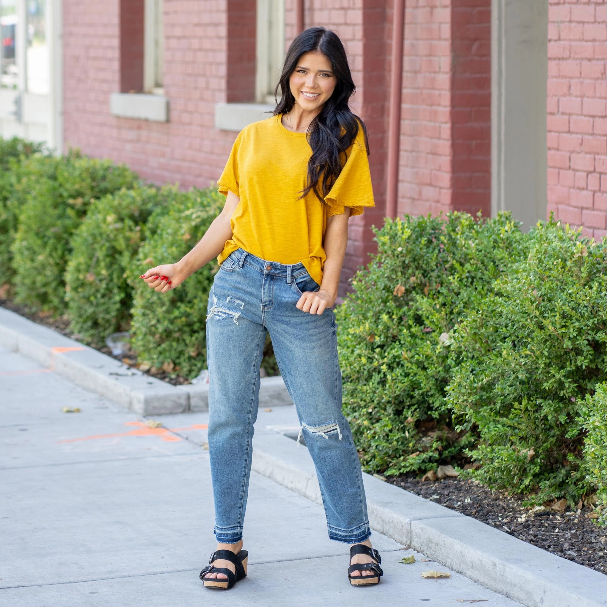 Traveler Gear Bold Look Unisex Wear Elegant Vintage Lover Judy Blue Revival Mid Rise Boyfriend Patch & Repair Jeans Regular & Plus Sizes