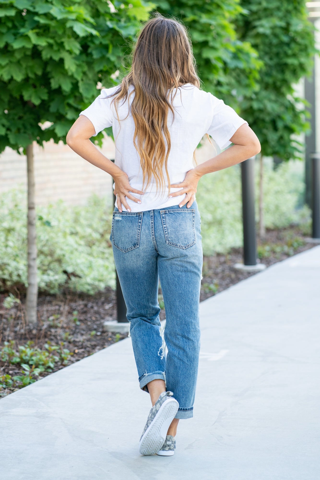 Hart Distressed Mom Jeans Timeless Edge