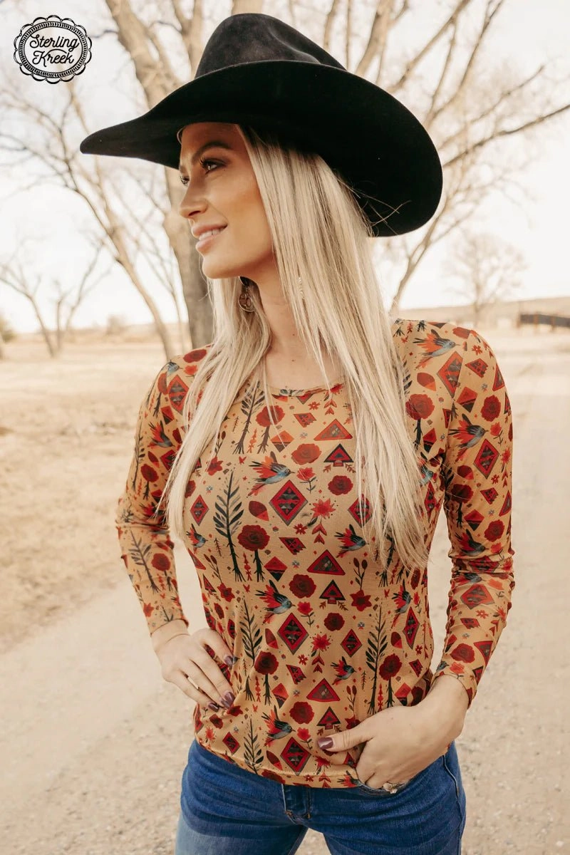 Double Layered Hem Reinforcement BreathableMeshPanel Roses Are Red Top