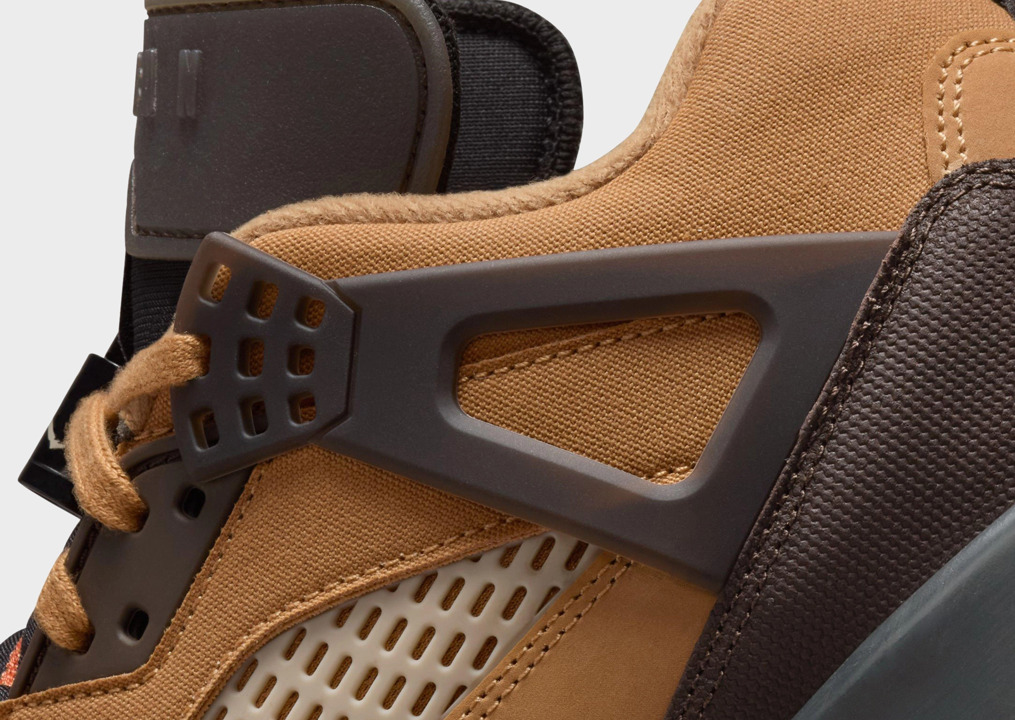 Spizike Low Micro Groove Outsole