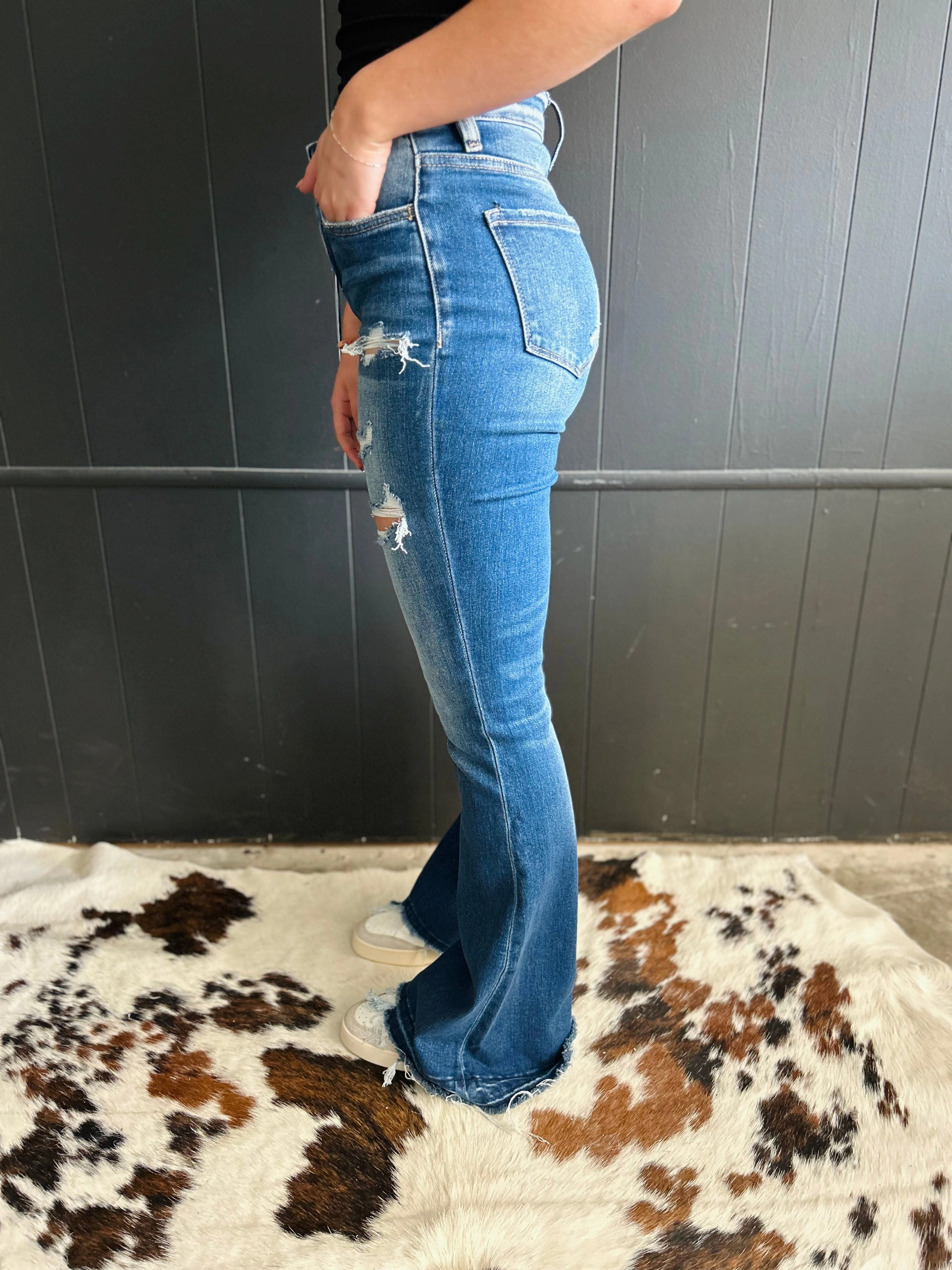 Slim Stretch ThermalRegulatingLining High Rise Frayed Hem Distressed Jeans