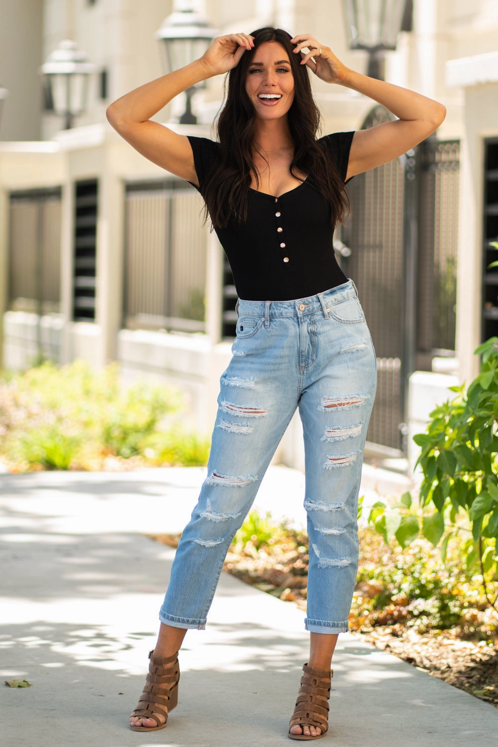 Streetwear Fan Beach Day High Rise Mom Boyfriend