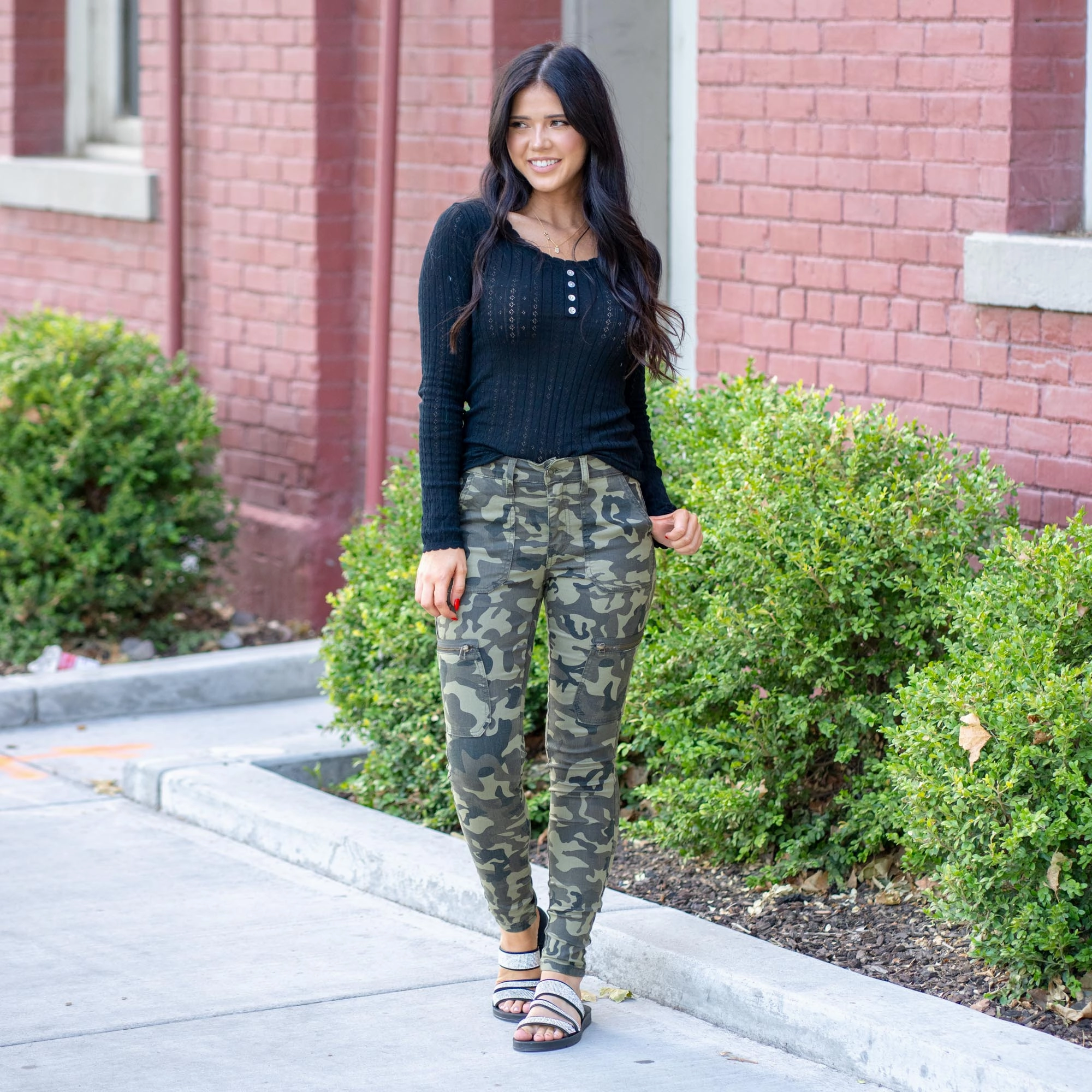 Tailored Appearance Sharp Finish KanCan Arden Camo High Rise Cargo Super Skinny Camouflage Green