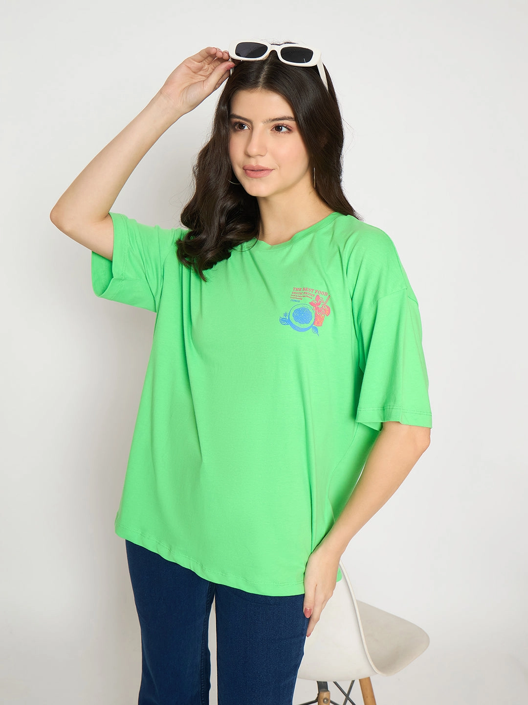 ReinforcedShoulderConstruction CroppedLength Madame Print Detailing Round Neck Green Cotton T-shirt
