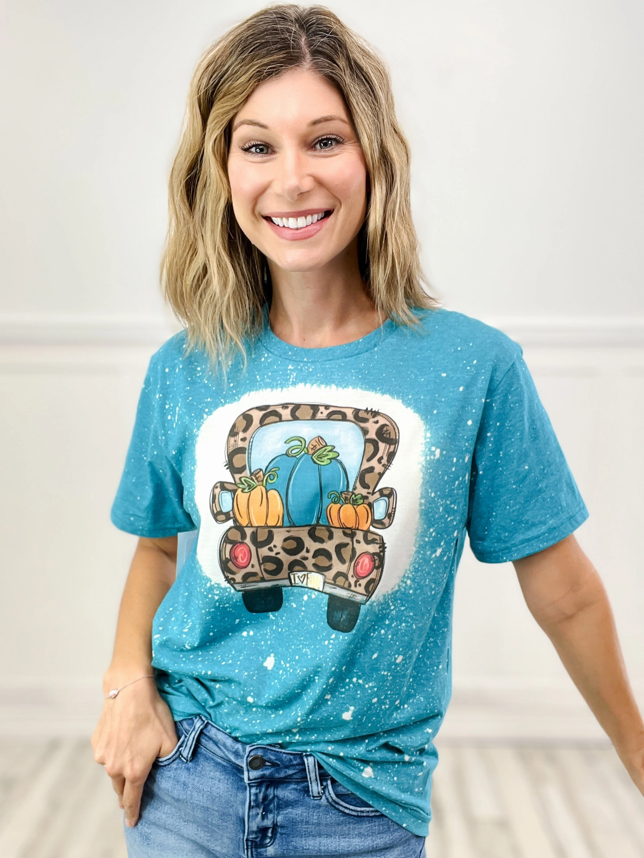 Quick Dry Material Light Deflection Fabric I Love Fall License Plate Bleached Graphic Tee