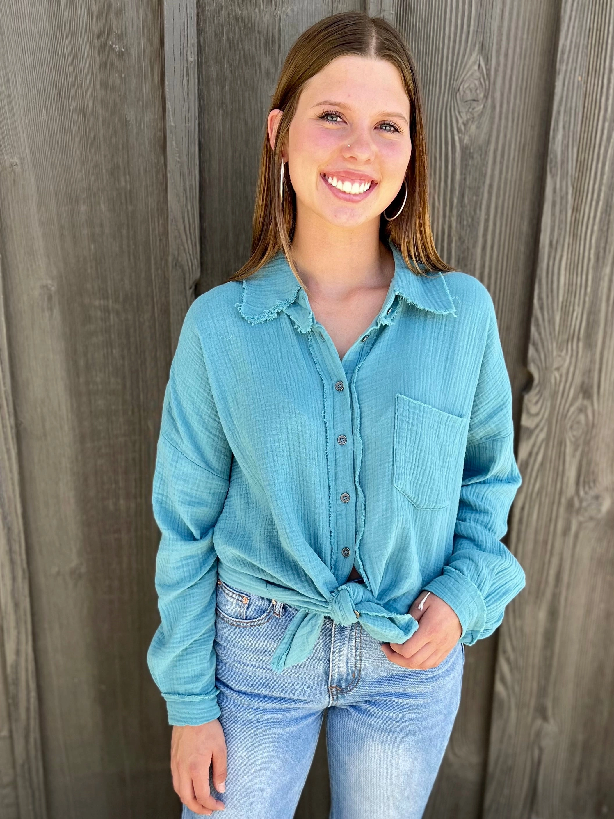 Roll Up Sleeve Design In Her Teal Gaze Top