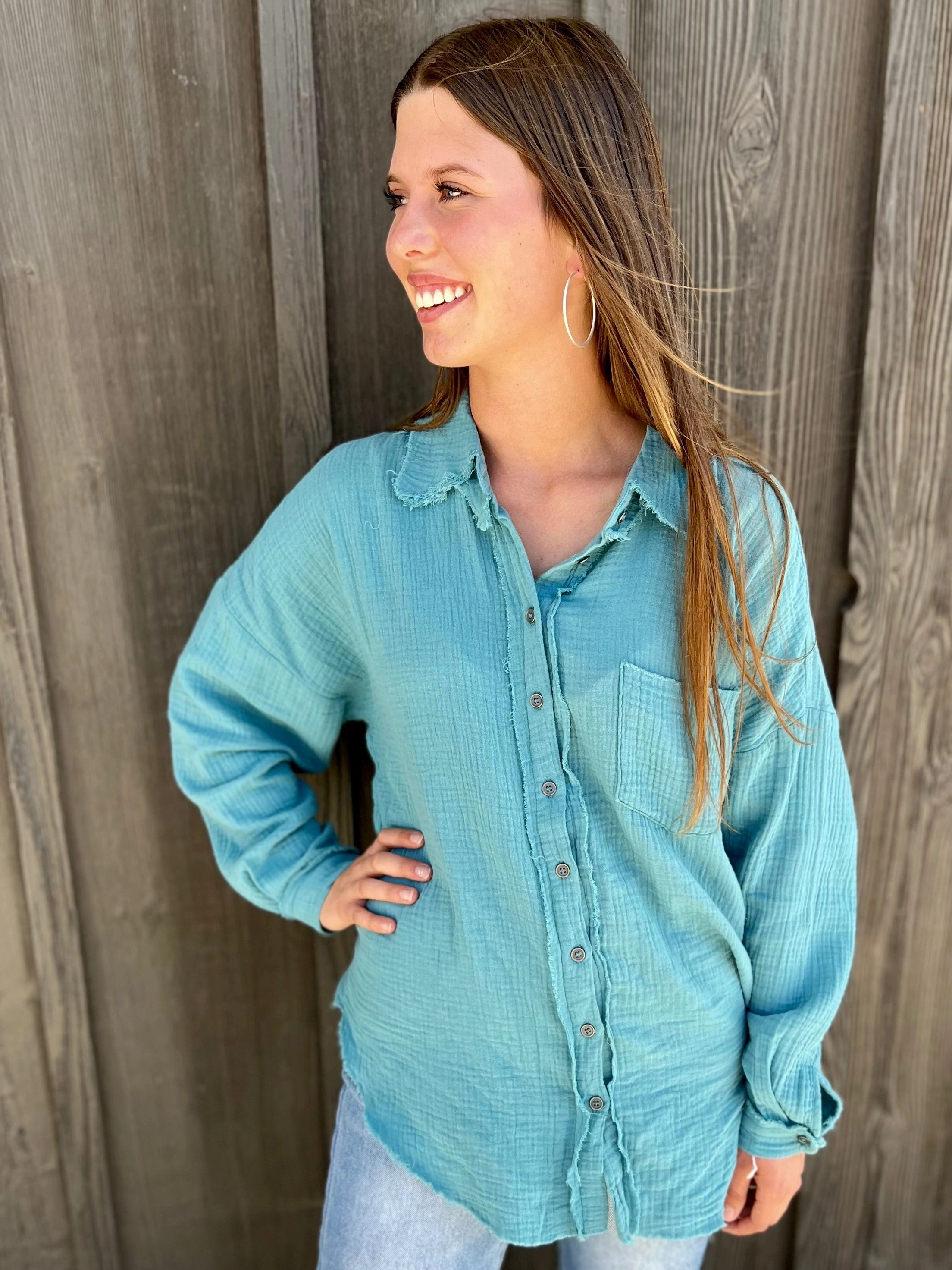 In Her Teal Gaze Top Versatile Shirt Lightweight pullover