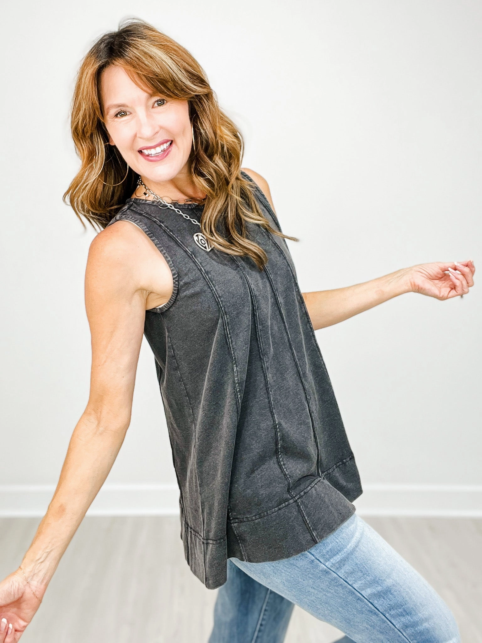 Cotton Poly Sleeveless Top Drop Shoulder Cut